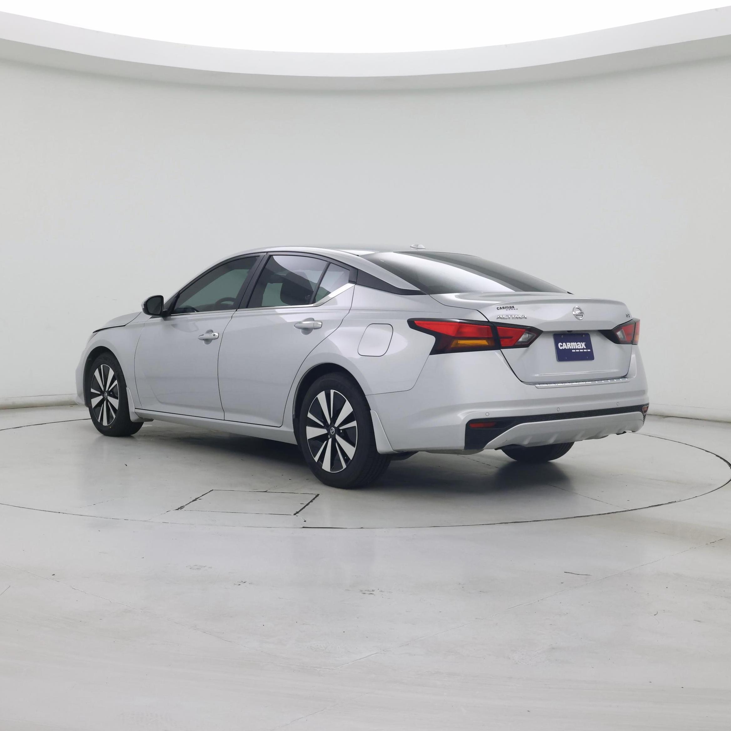 Thumbnail: 2022 Nissan Altima - 2