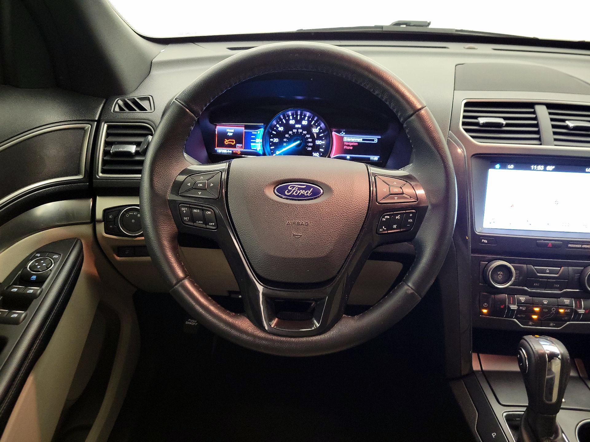 Thumbnail: 2018 Ford Explorer - 10