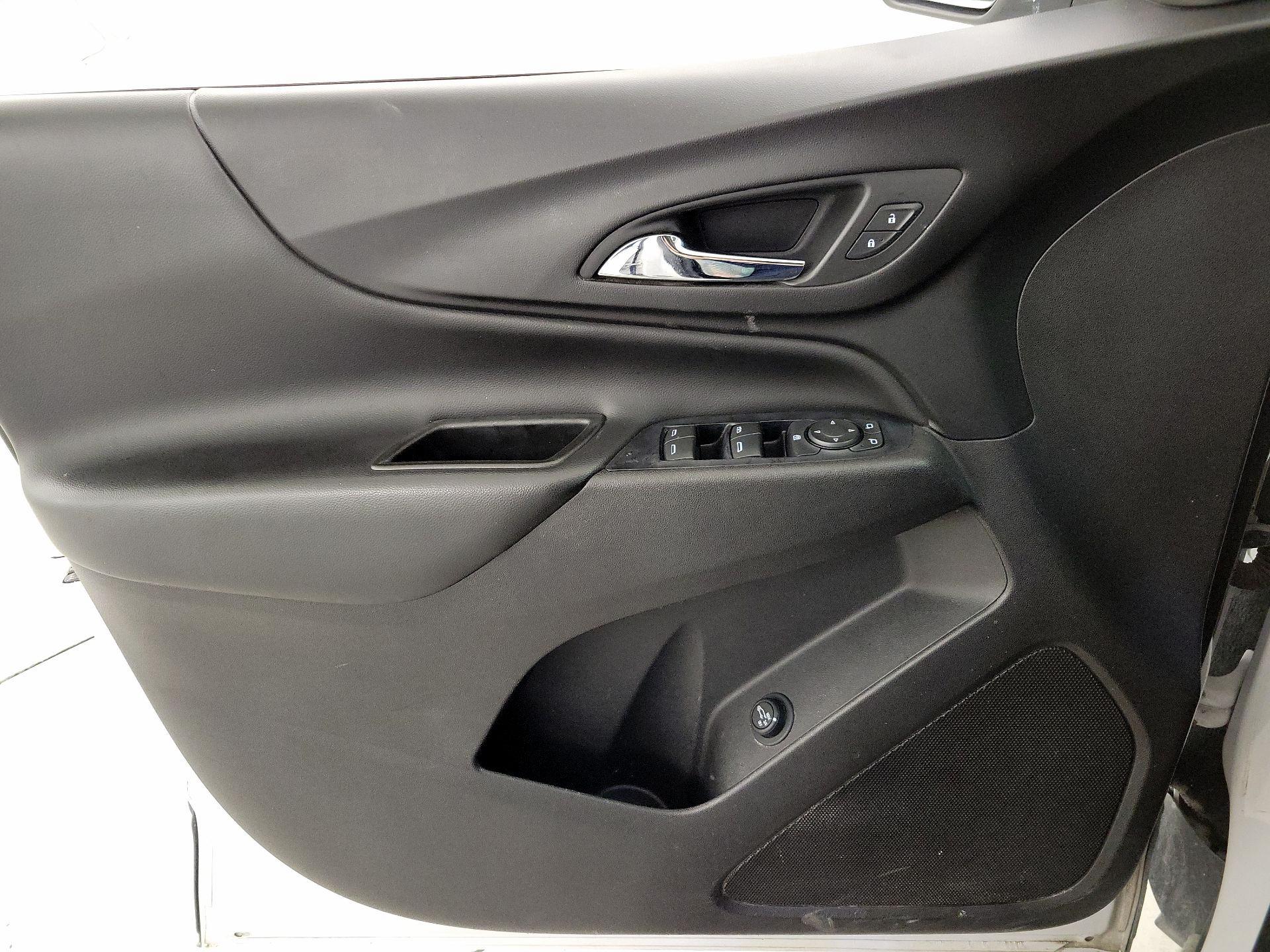 Thumbnail: 2019 Chevrolet Equinox - 12