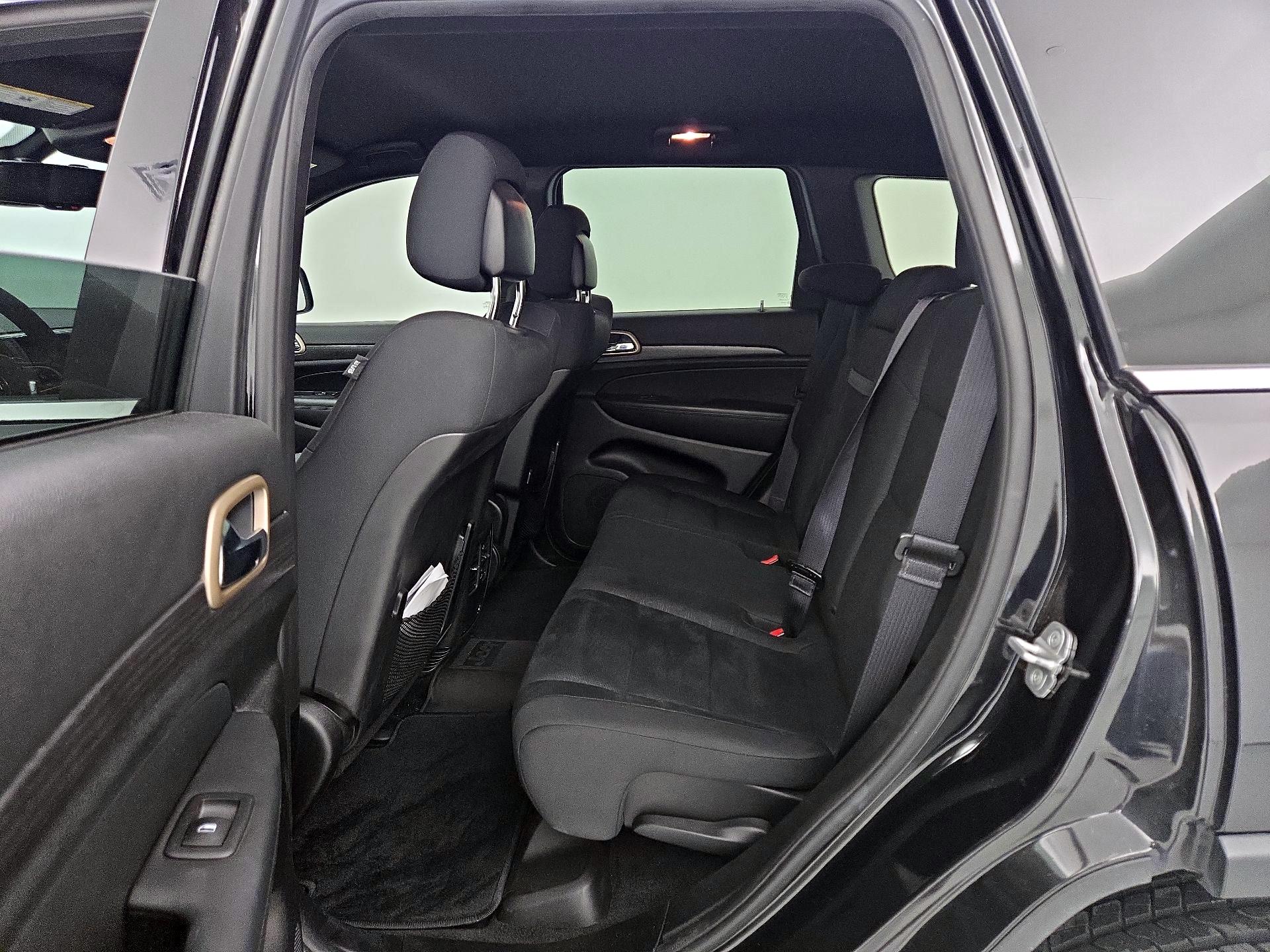 Thumbnail: 2014 Jeep Grand Cherokee - 18