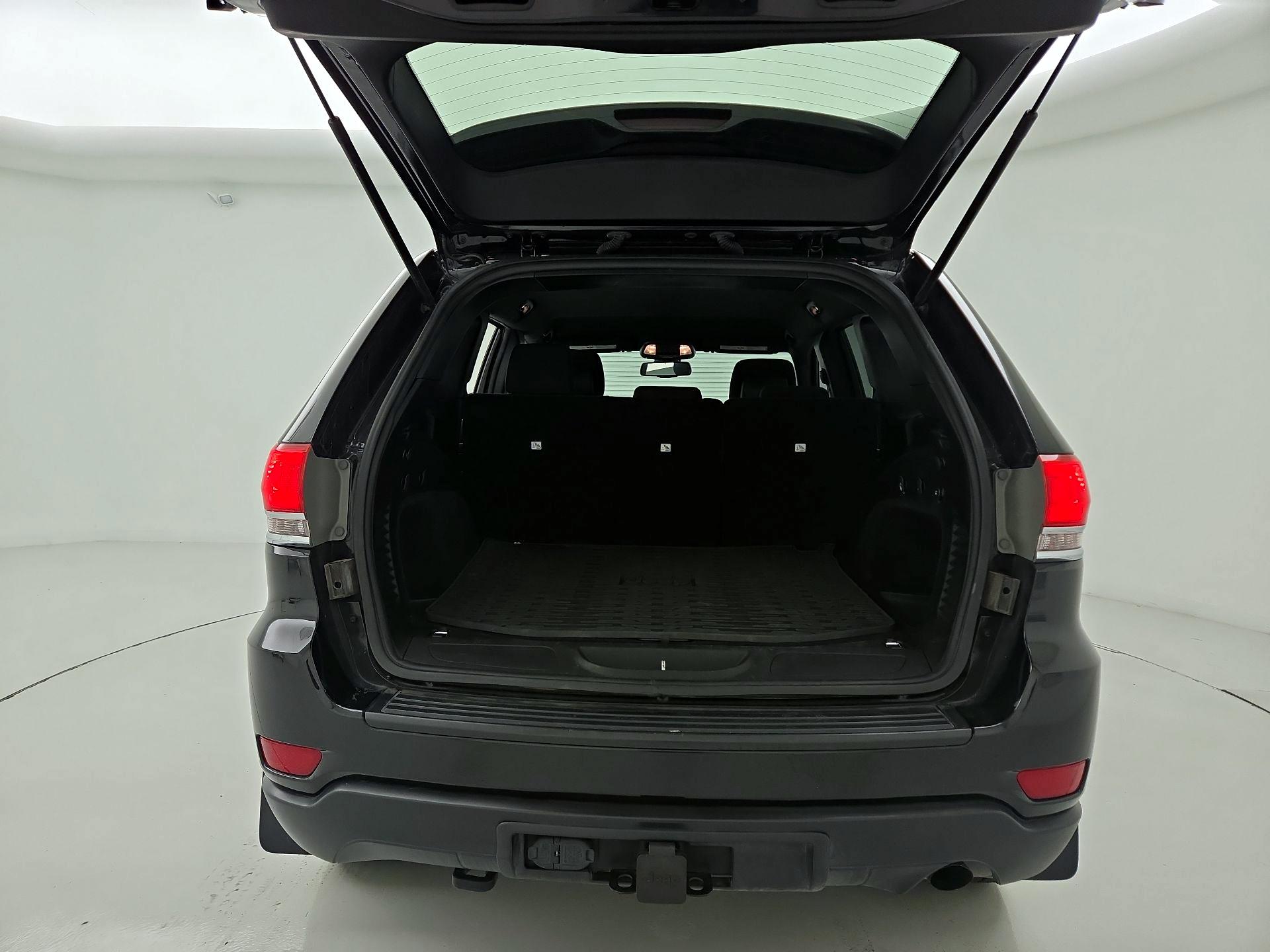 Thumbnail: 2014 Jeep Grand Cherokee - 19
