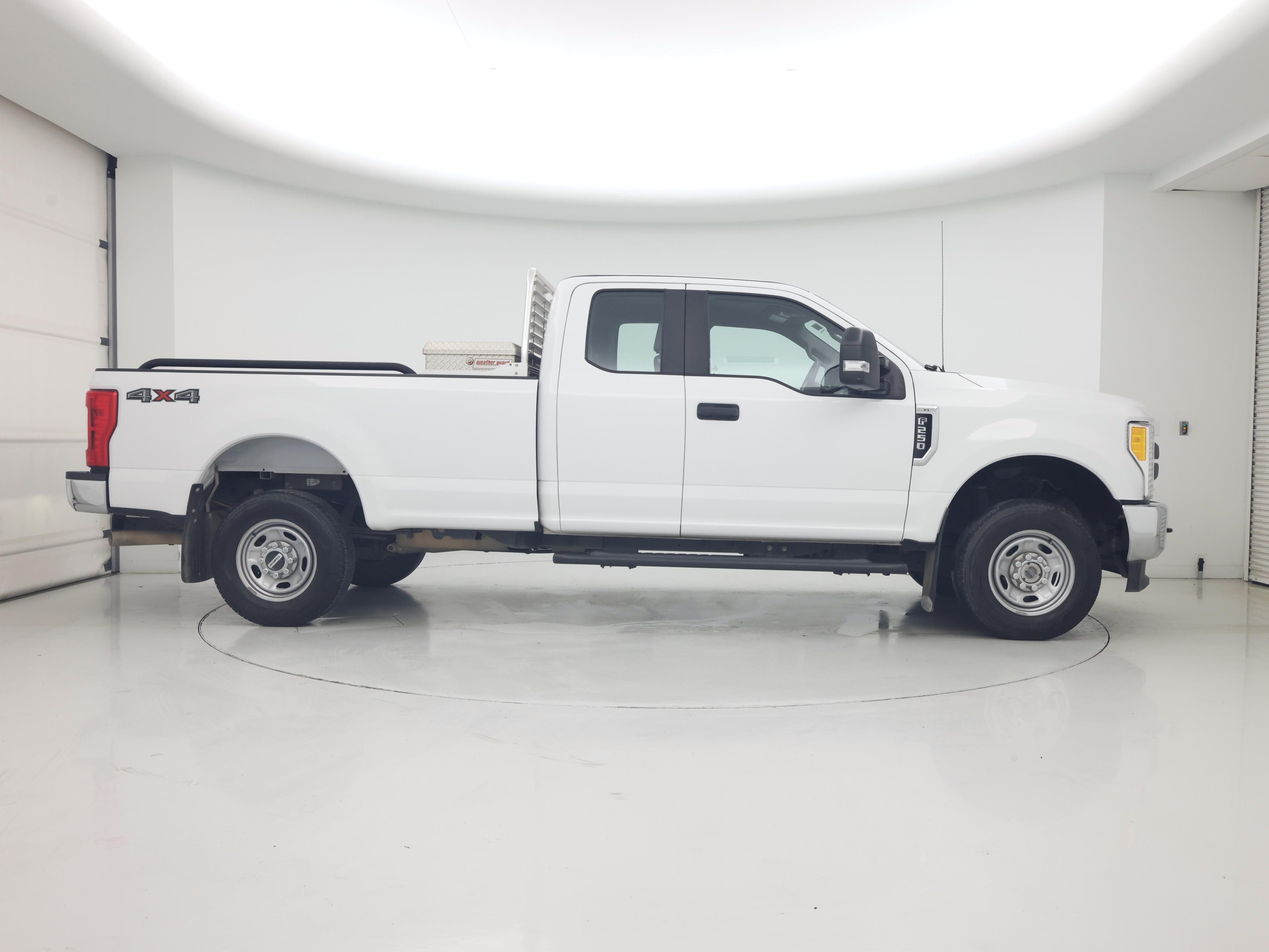 Thumbnail: 2017 Ford F-250 - 7