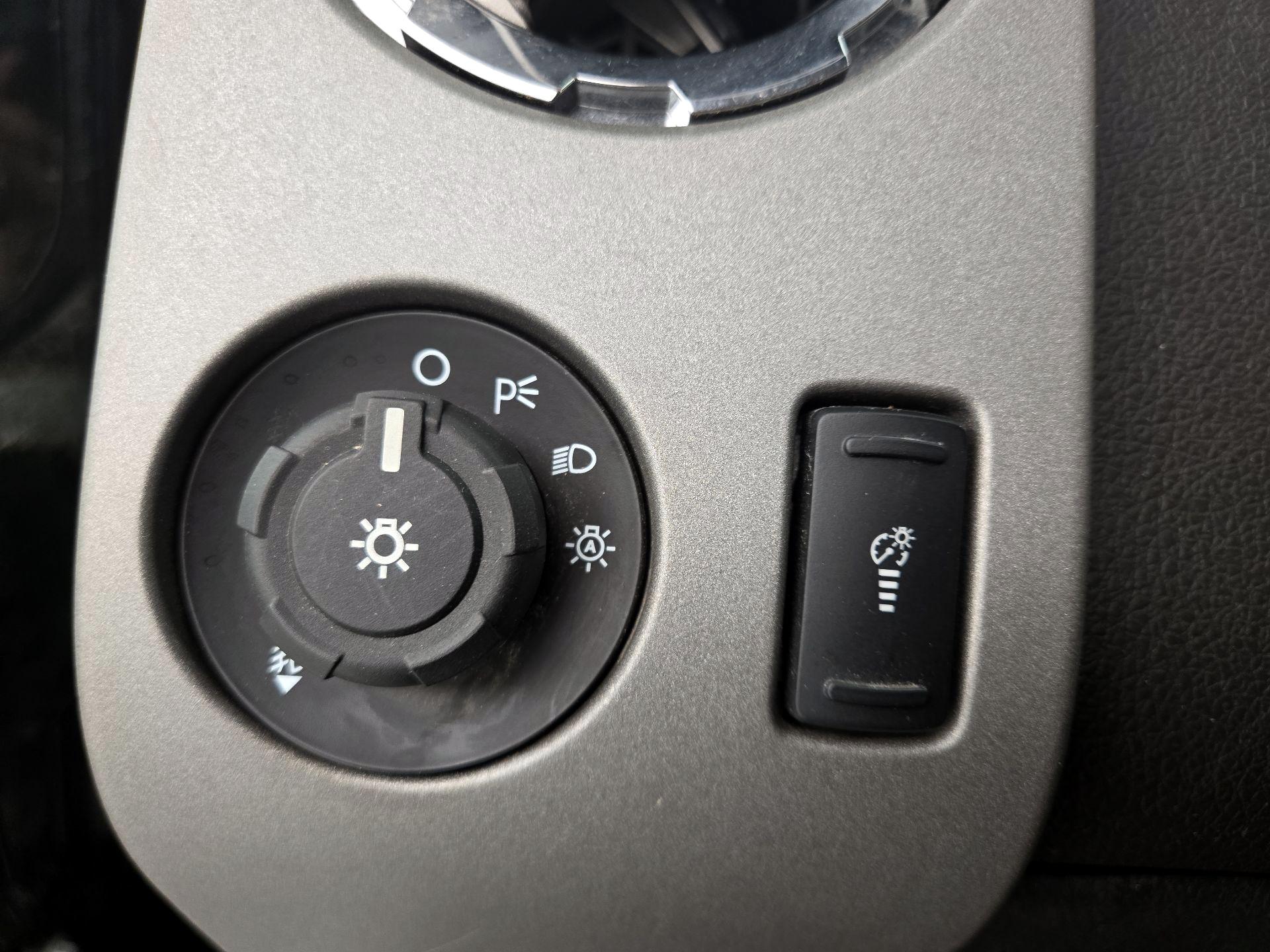 Thumbnail: 2015 Ford F-250 - 13