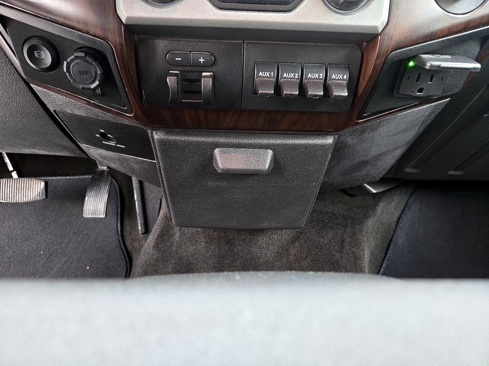 2015 Ford F-250 Super Duty Lariat - Photo 19