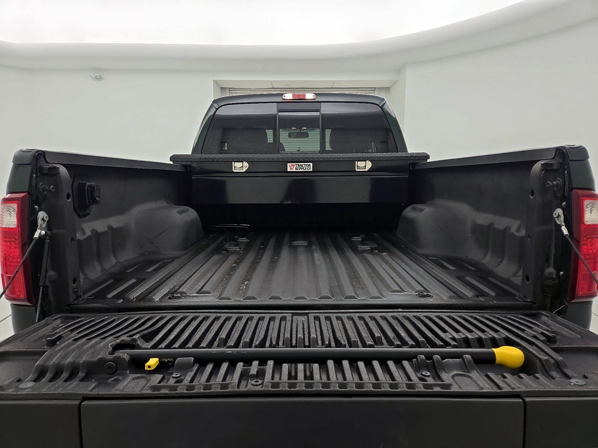 Thumbnail: 2015 Ford F-250 - 20