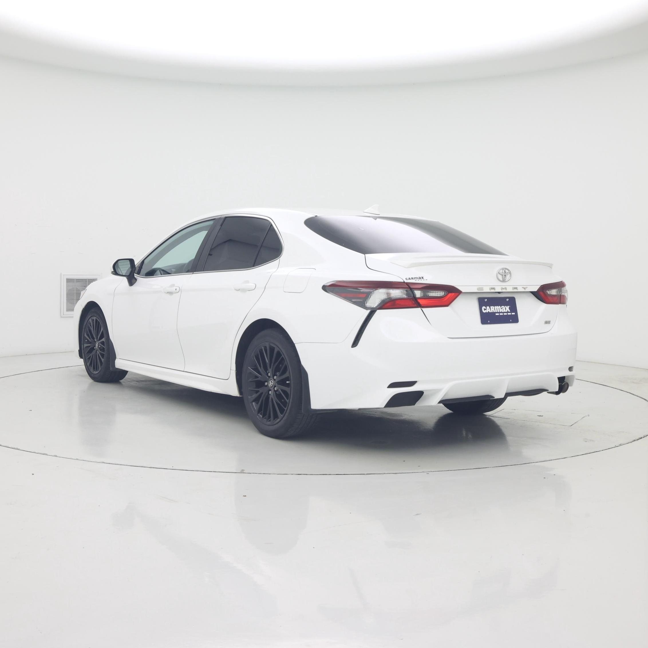 Thumbnail: 2019 Toyota Camry - 2