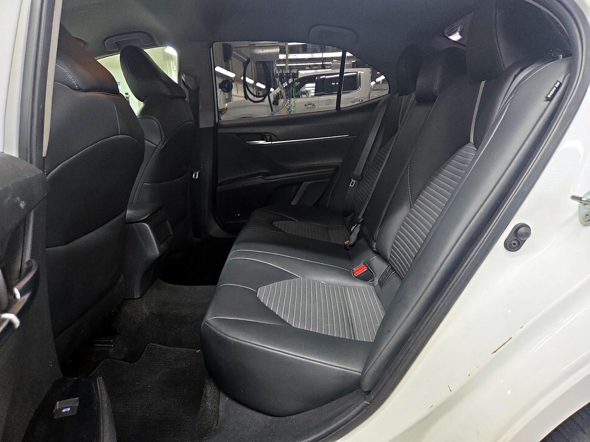 Thumbnail: 2019 Toyota Camry - 19