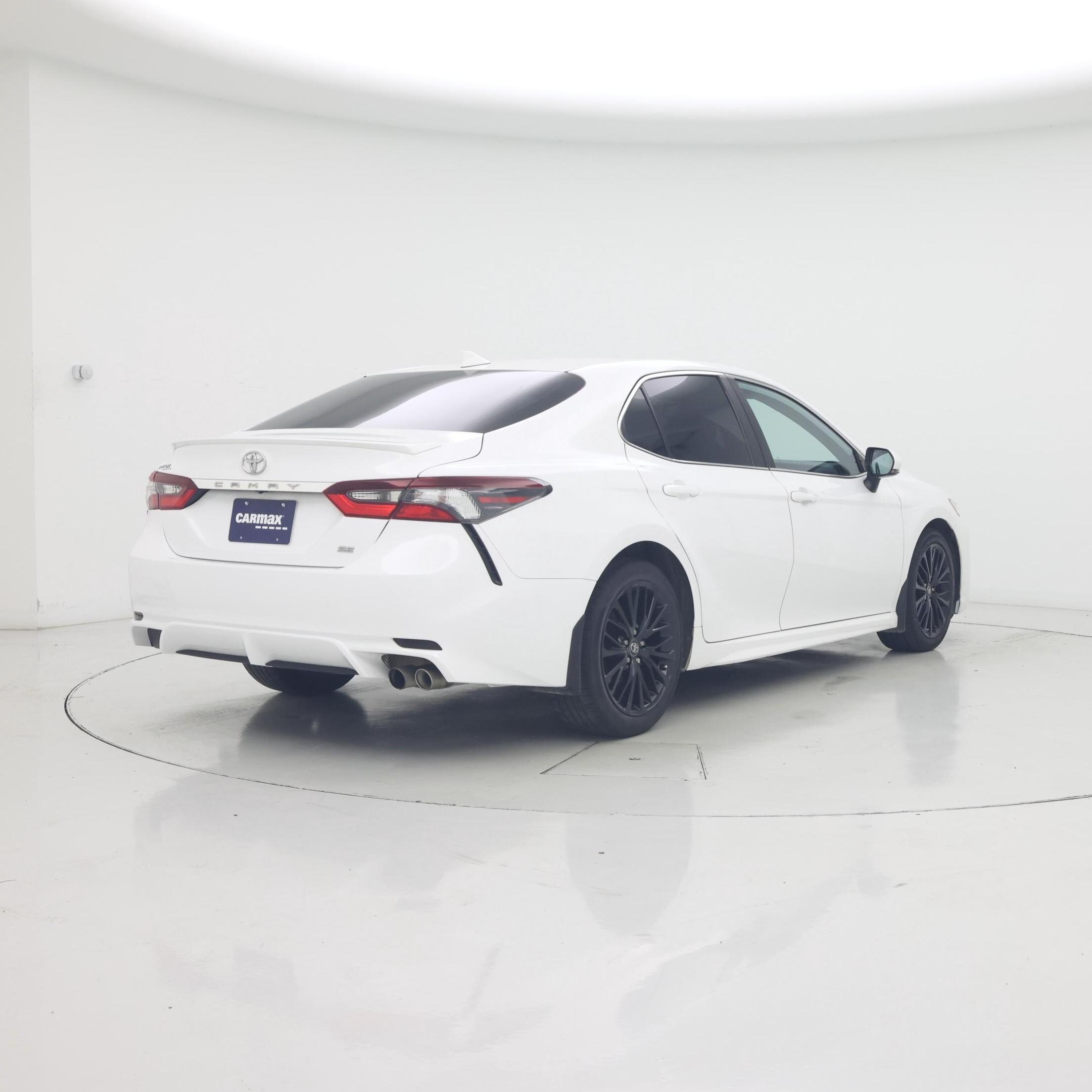 Thumbnail: 2019 Toyota Camry - 8