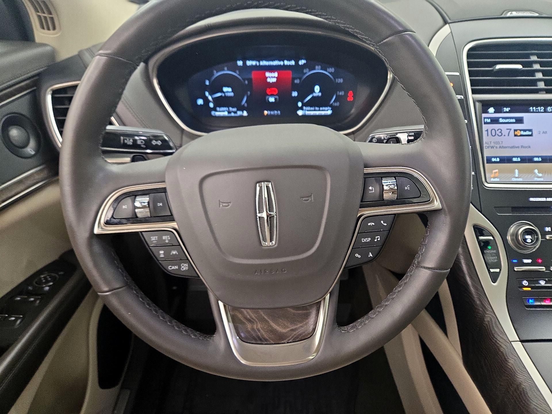 Thumbnail: 2019 Lincoln Nautilus - 10