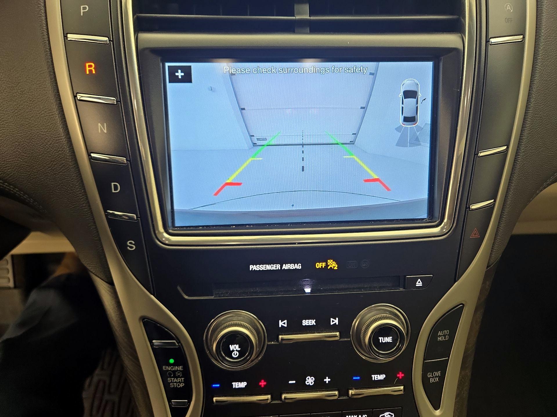 Thumbnail: 2019 Lincoln Nautilus - 15