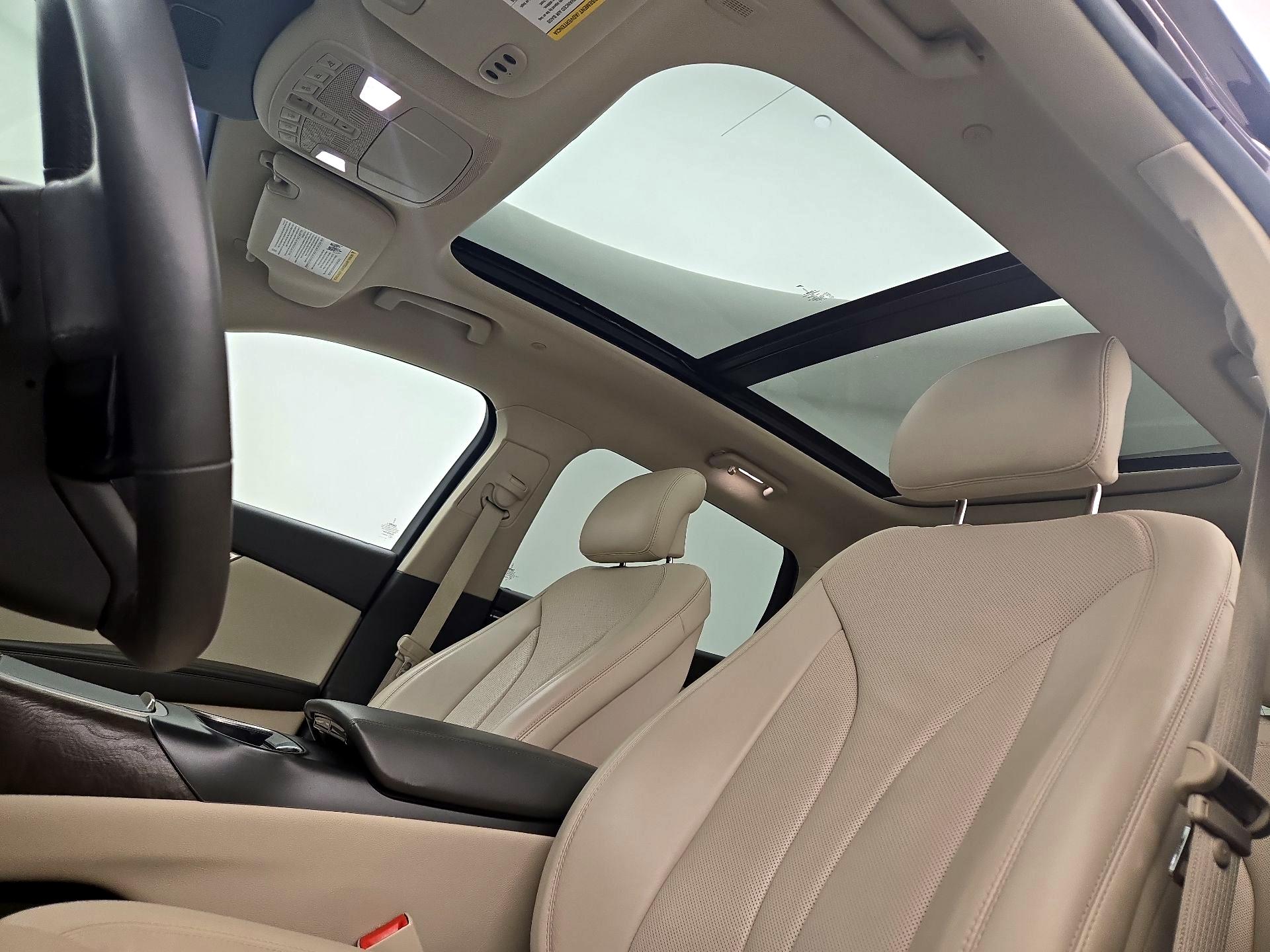 Thumbnail: 2019 Lincoln Nautilus - 20
