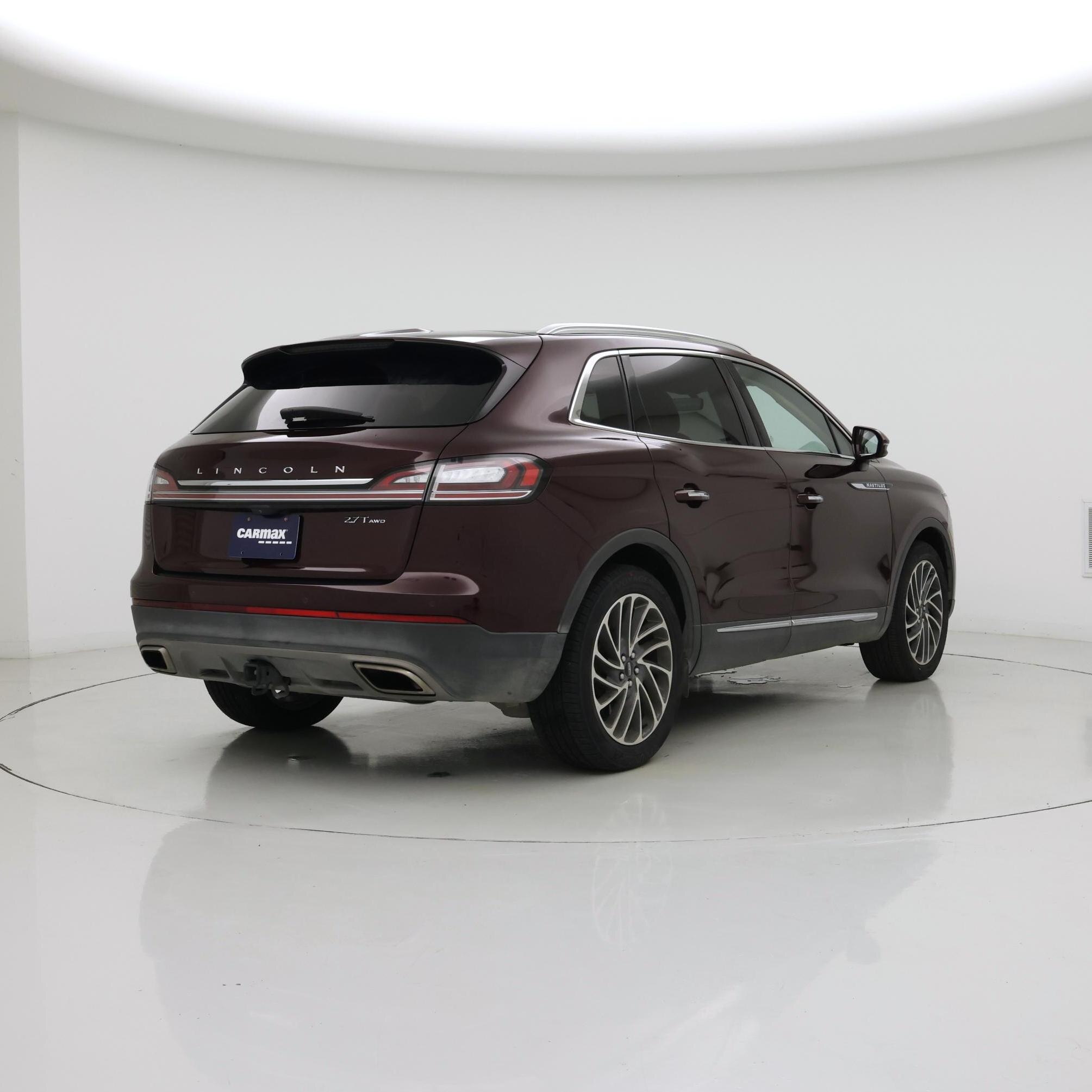 Thumbnail: 2019 Lincoln Nautilus - 8