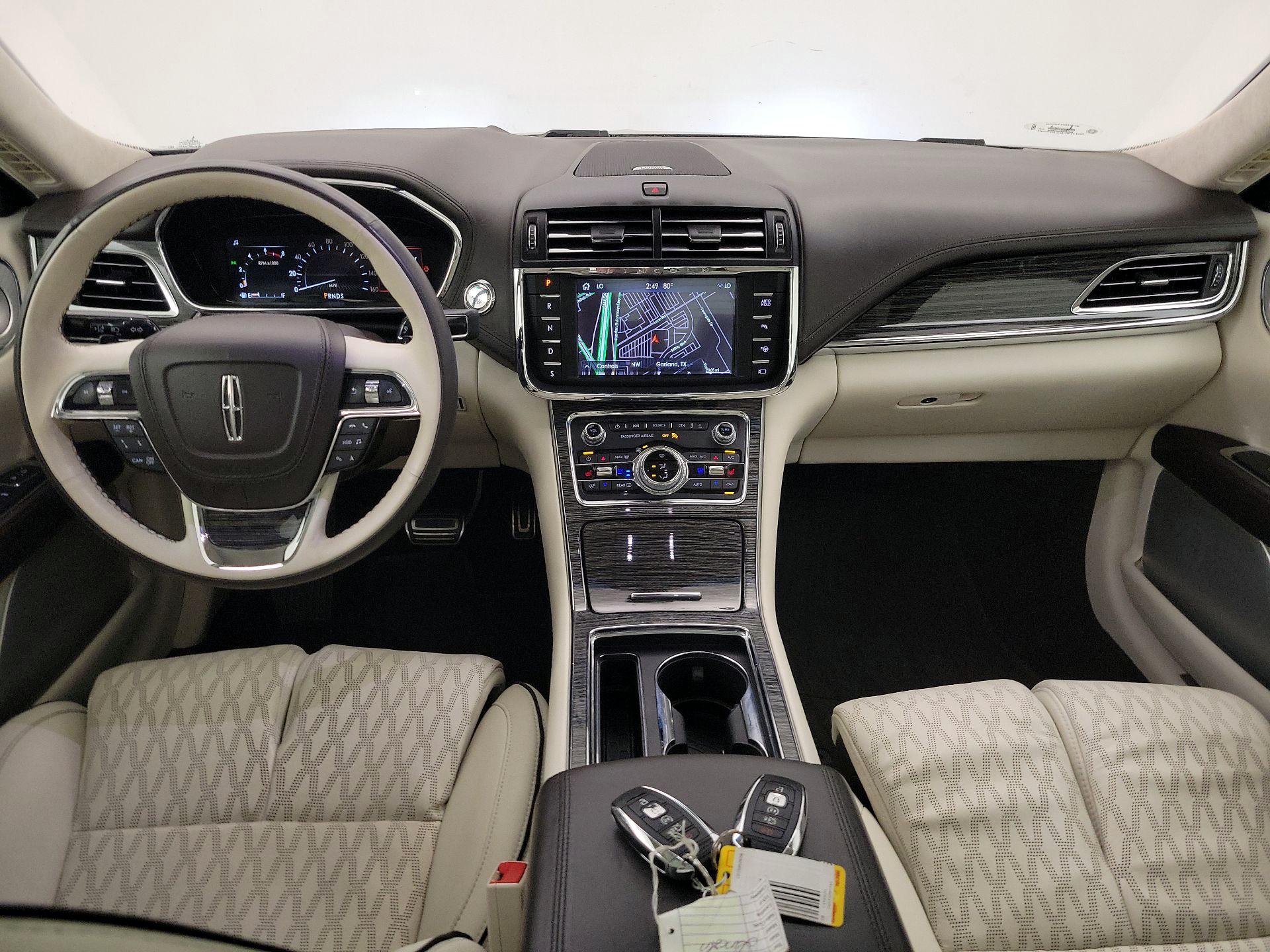 Thumbnail: 2019 Lincoln Continental - 9