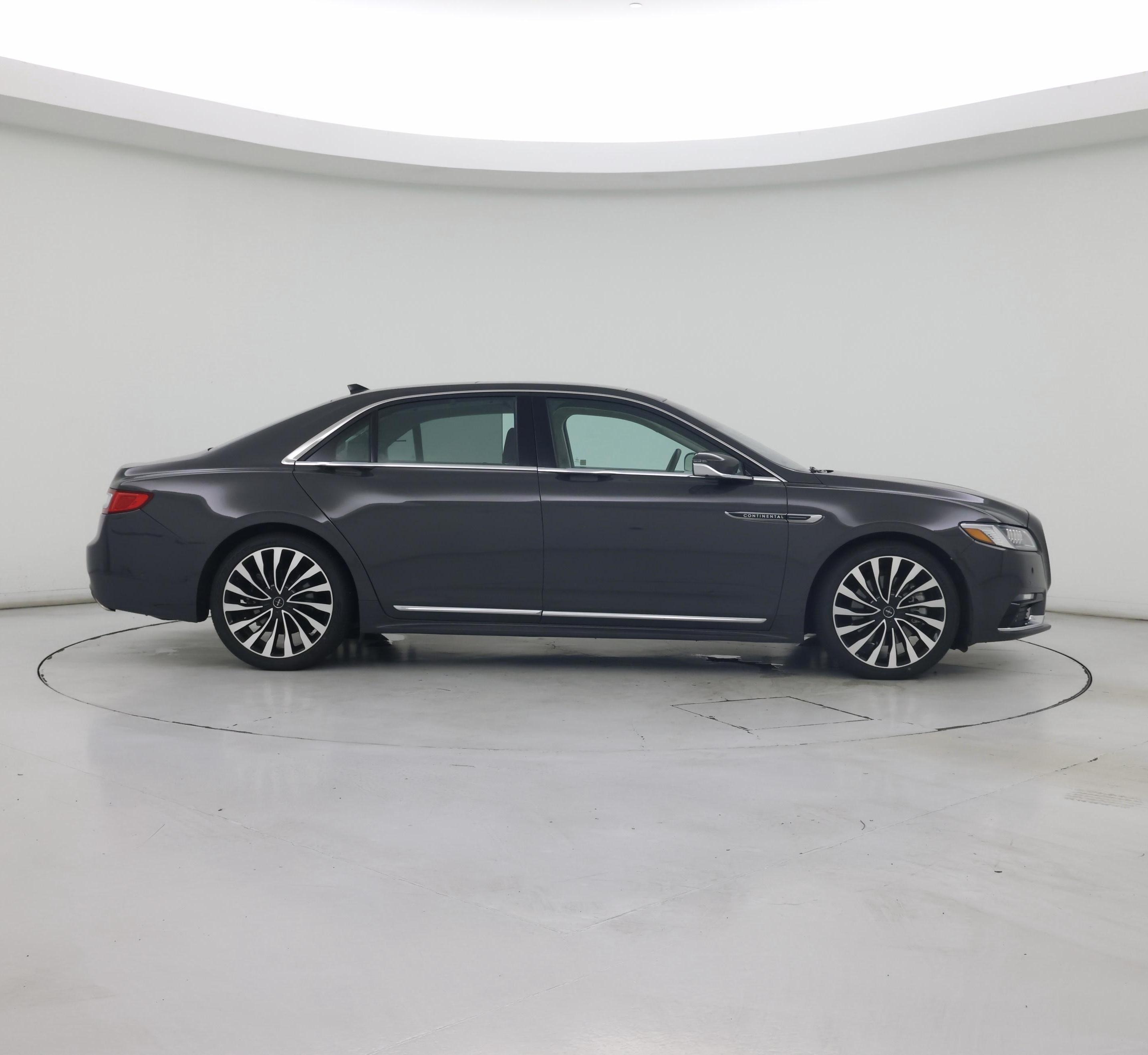 Thumbnail: 2019 Lincoln Continental - 7