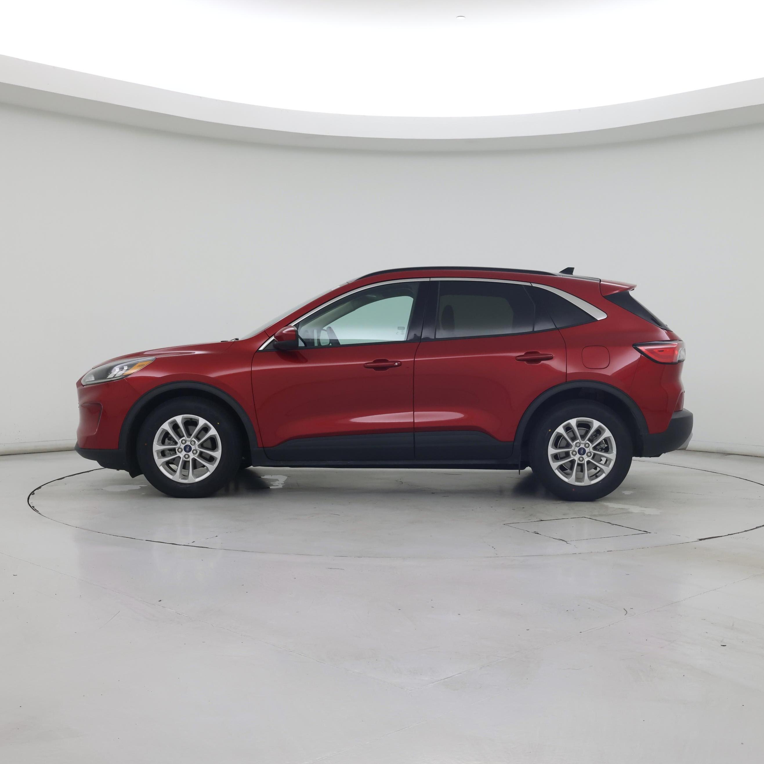 Thumbnail: 2020 Ford Escape - 3