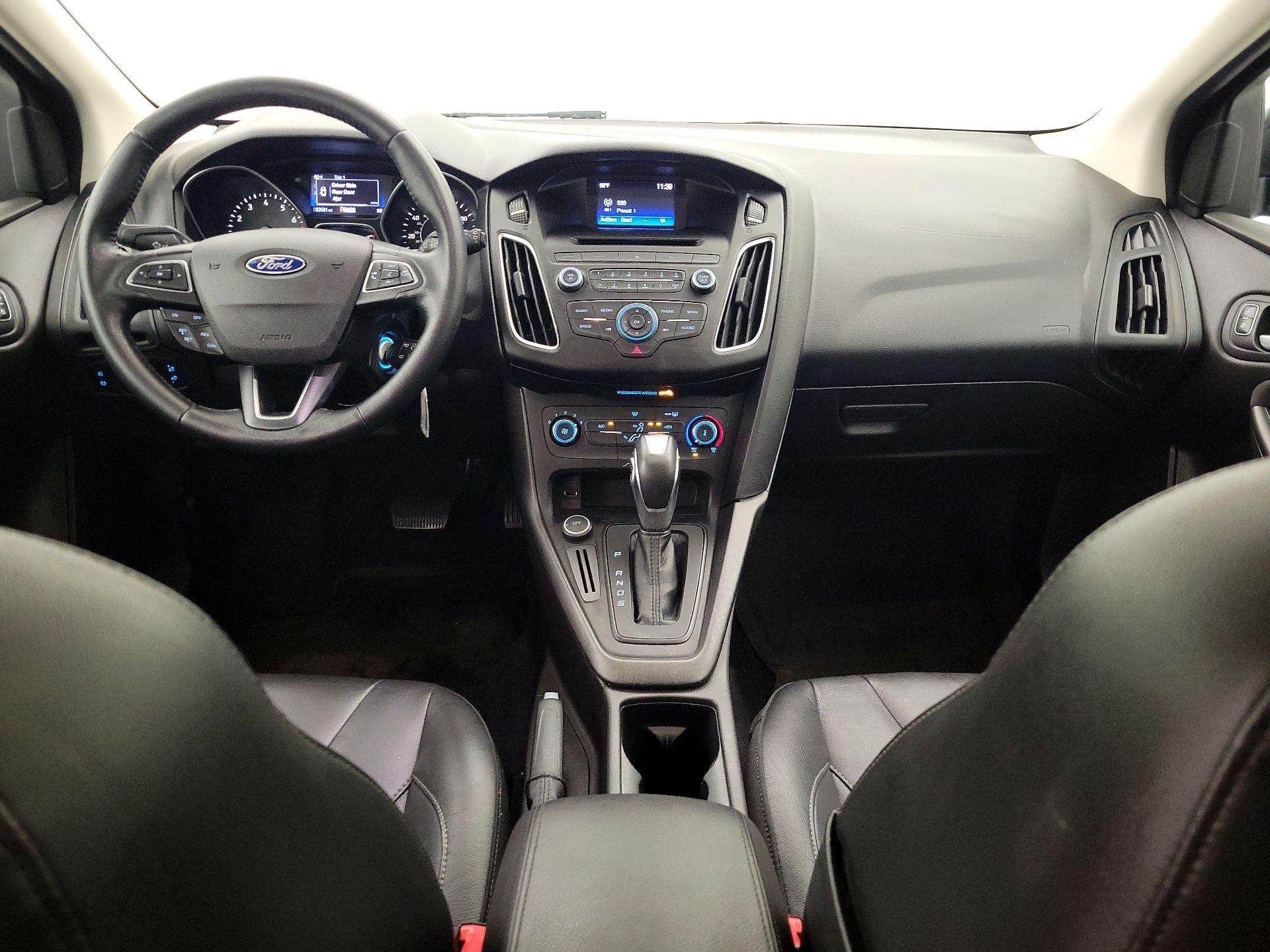 Thumbnail: 2016 Ford Focus - 9