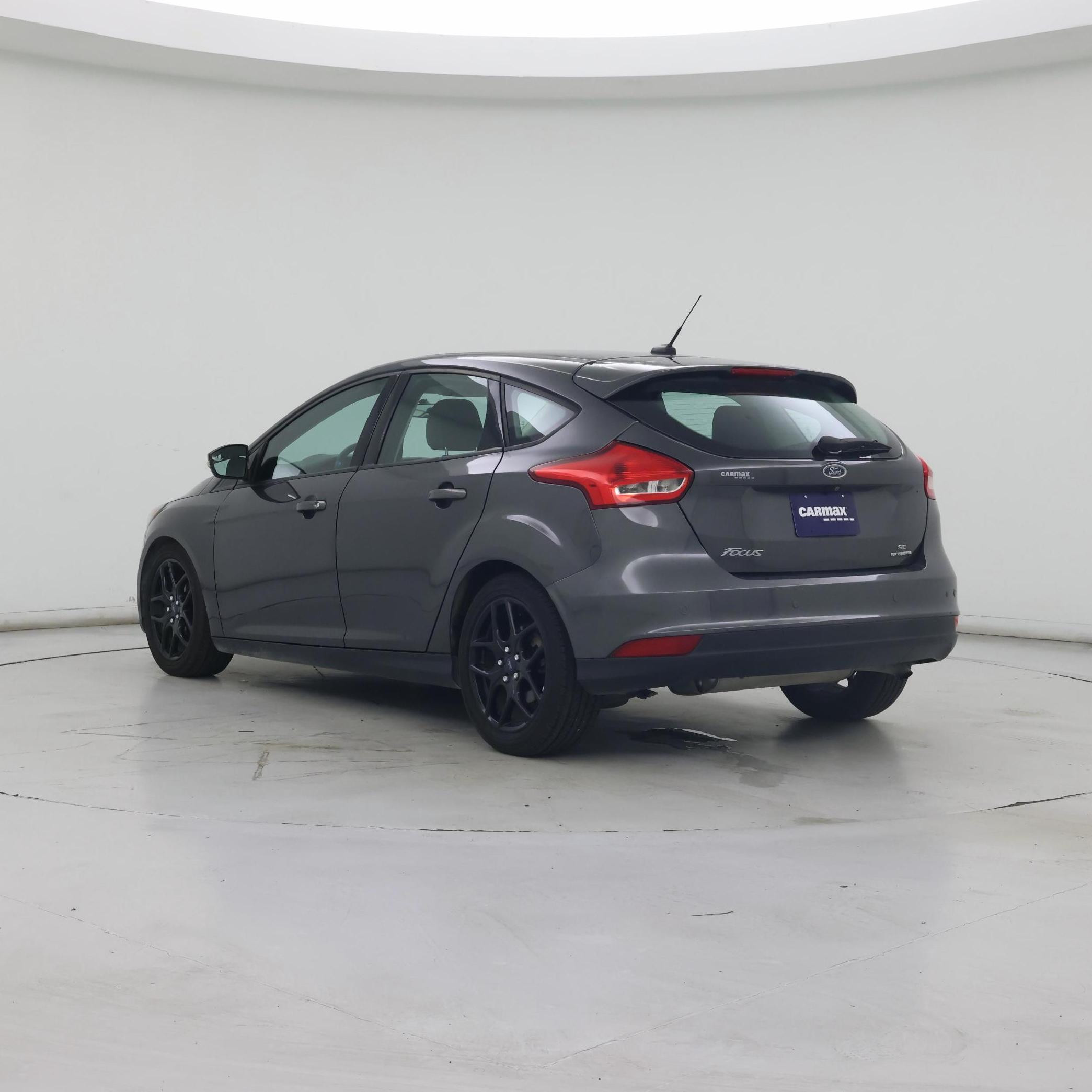 Thumbnail: 2016 Ford Focus - 2