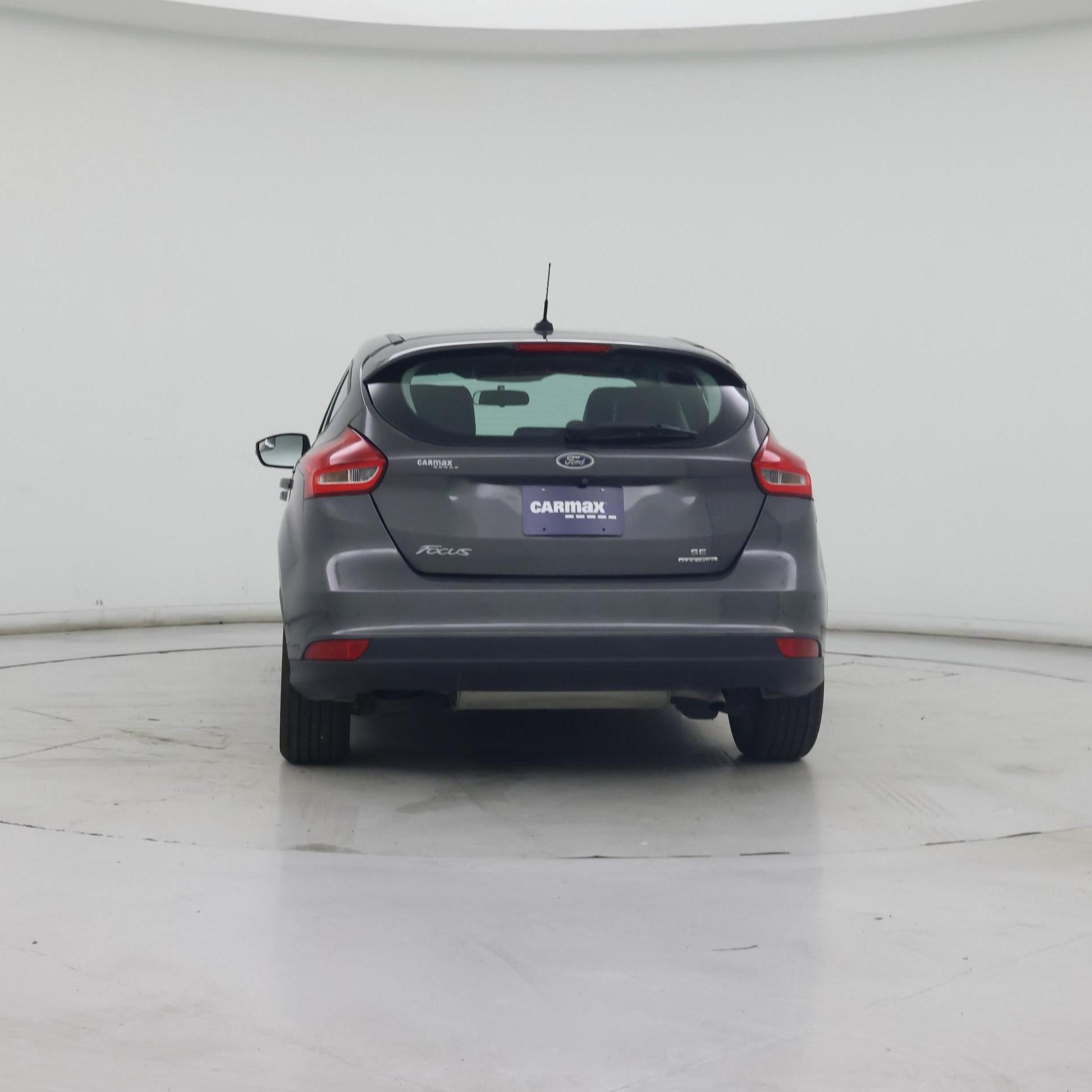 Thumbnail: 2016 Ford Focus - 6