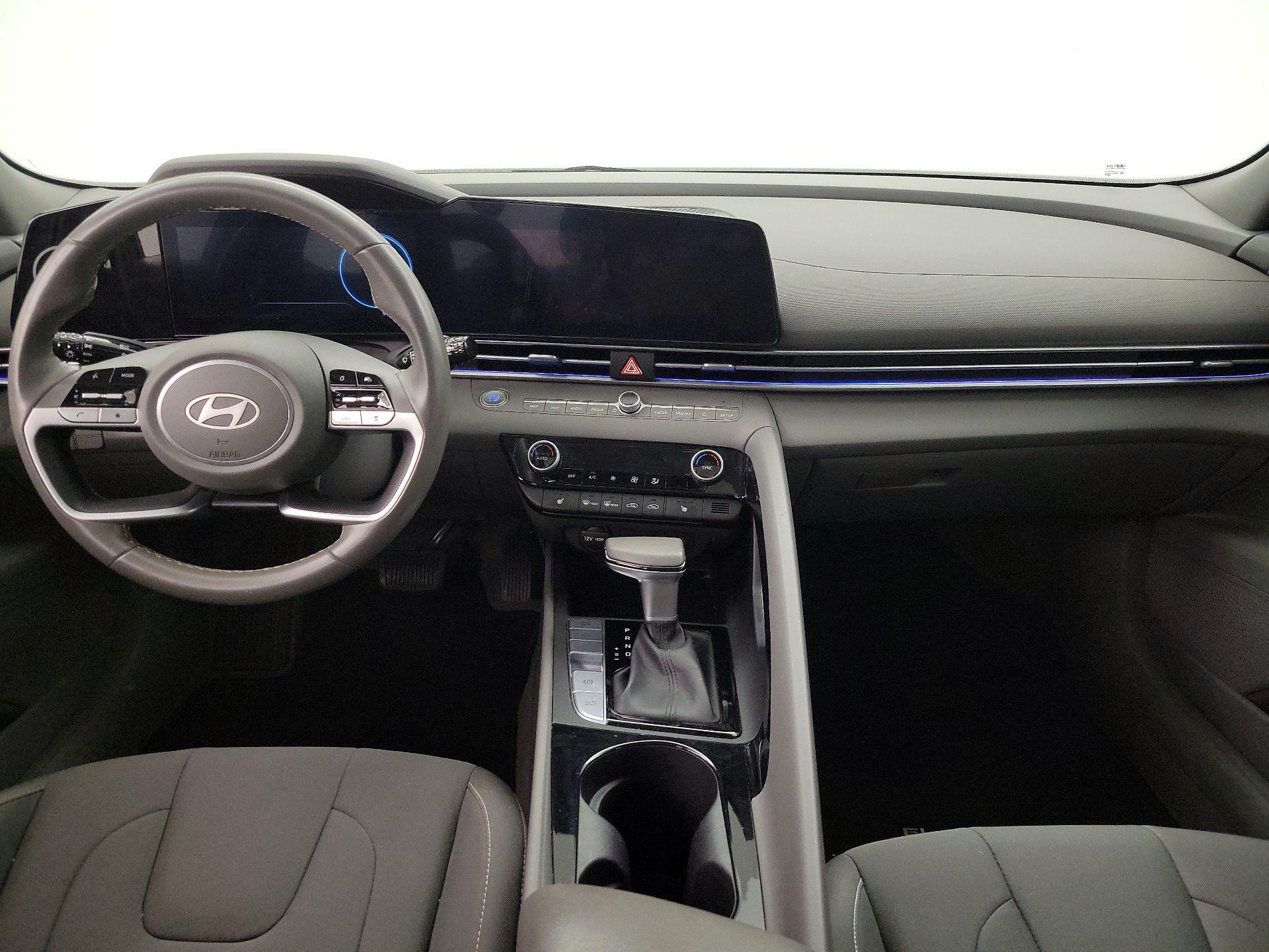 Thumbnail: 2024 Hyundai Elantra - 9