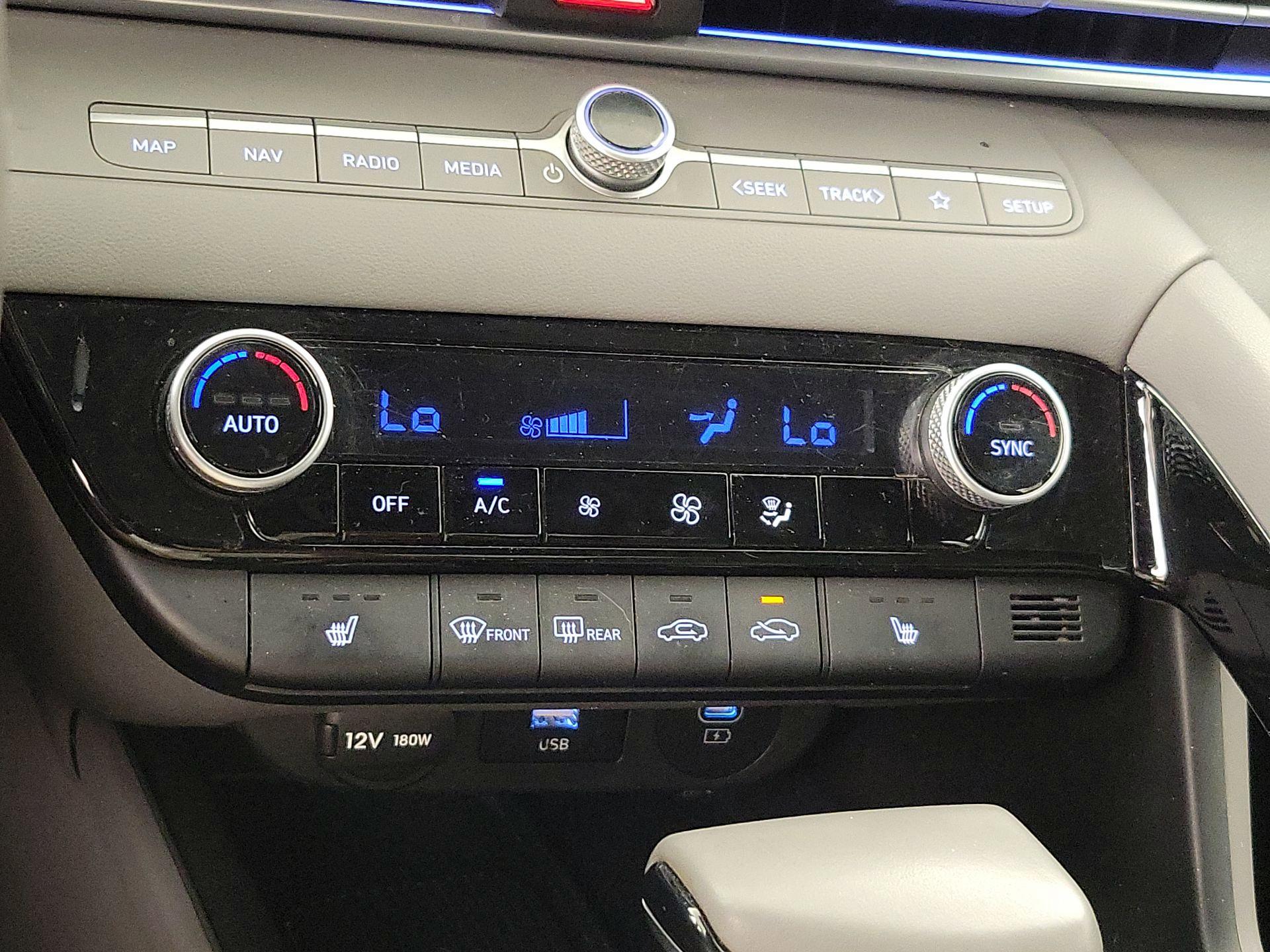 Thumbnail: 2024 Hyundai Elantra - 16