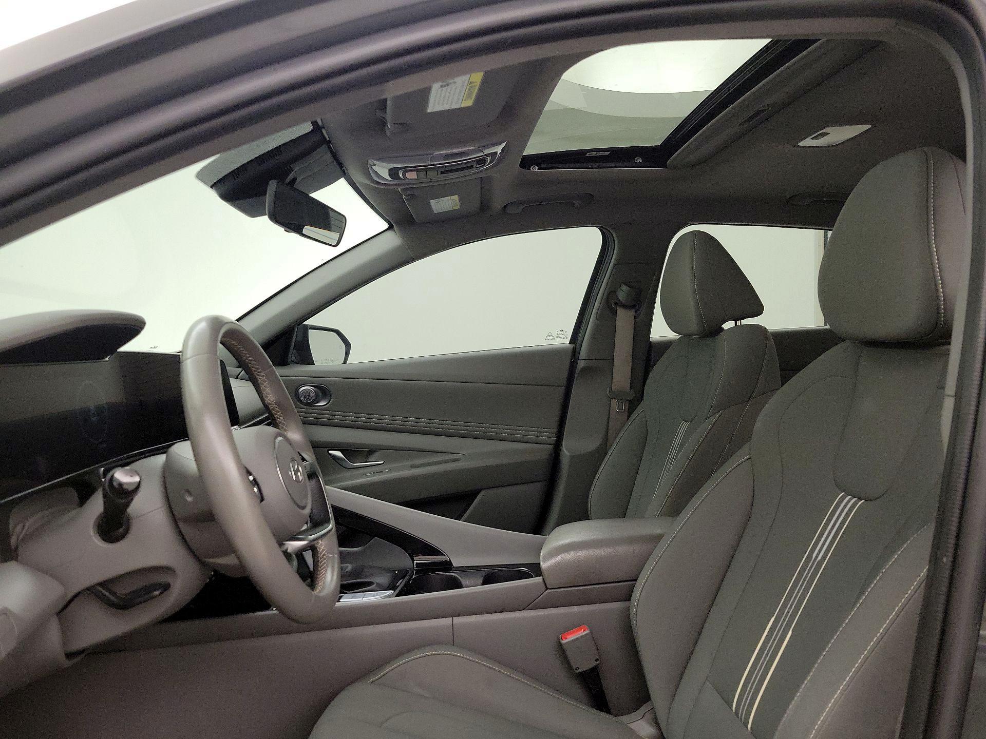 Thumbnail: 2024 Hyundai Elantra - 19