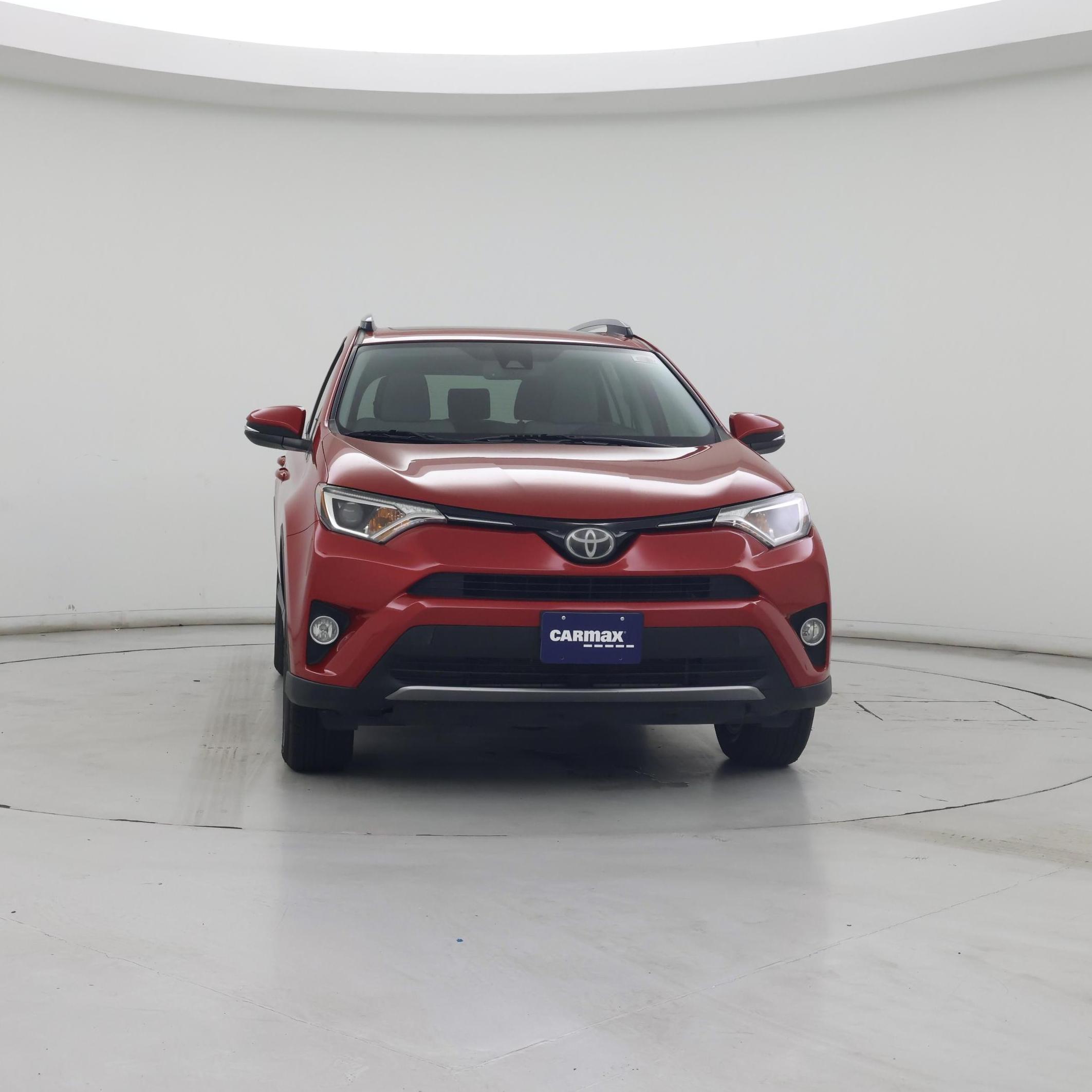 Thumbnail: 2017 Toyota RAV4 - 5