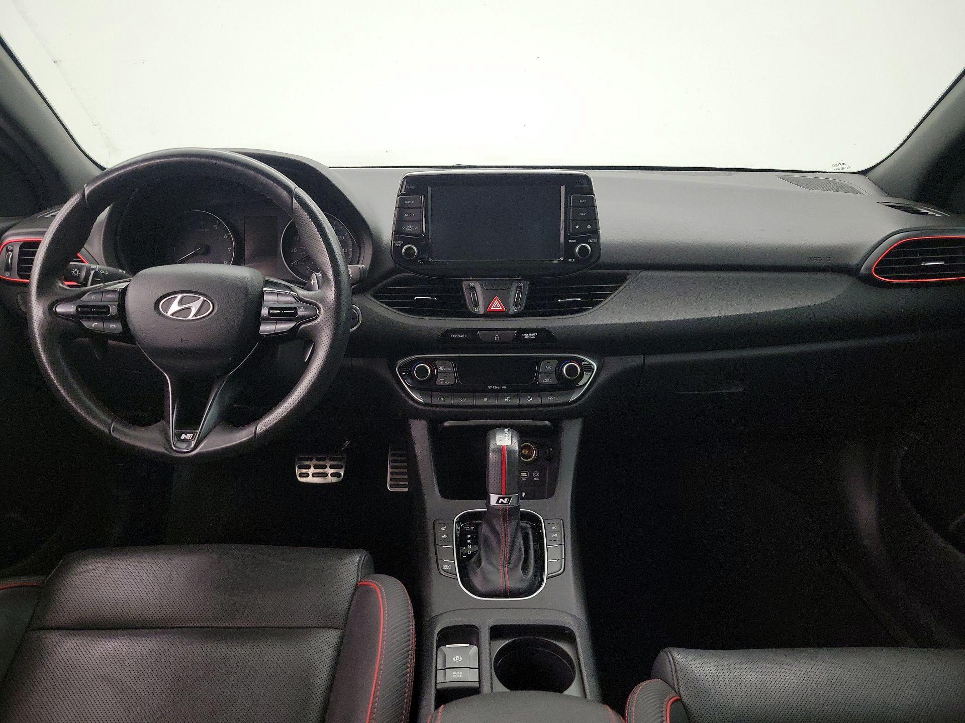 Thumbnail: 2020 Hyundai Elantra - 9