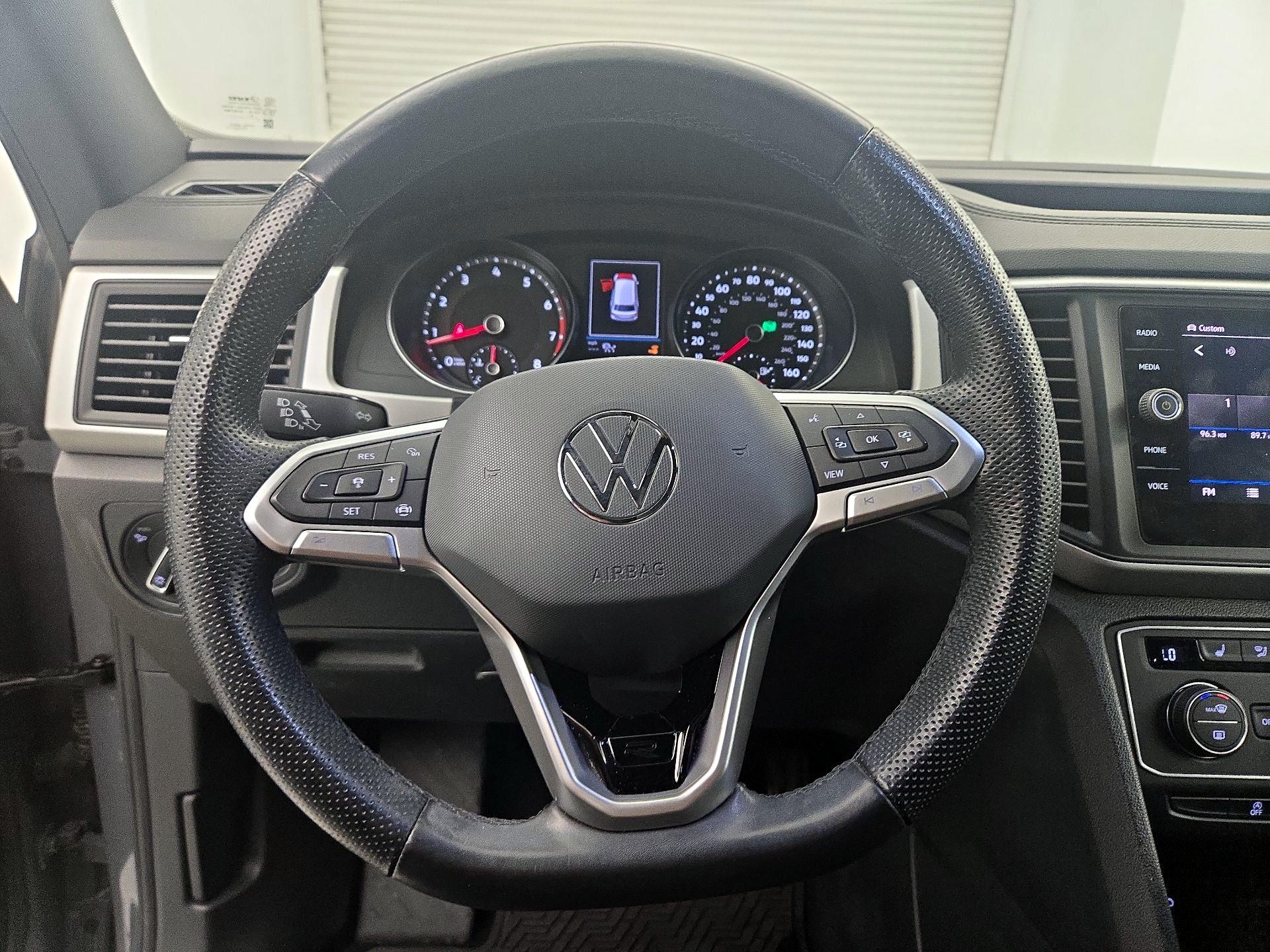 Thumbnail: 2021 Volkswagen Atlas - 10