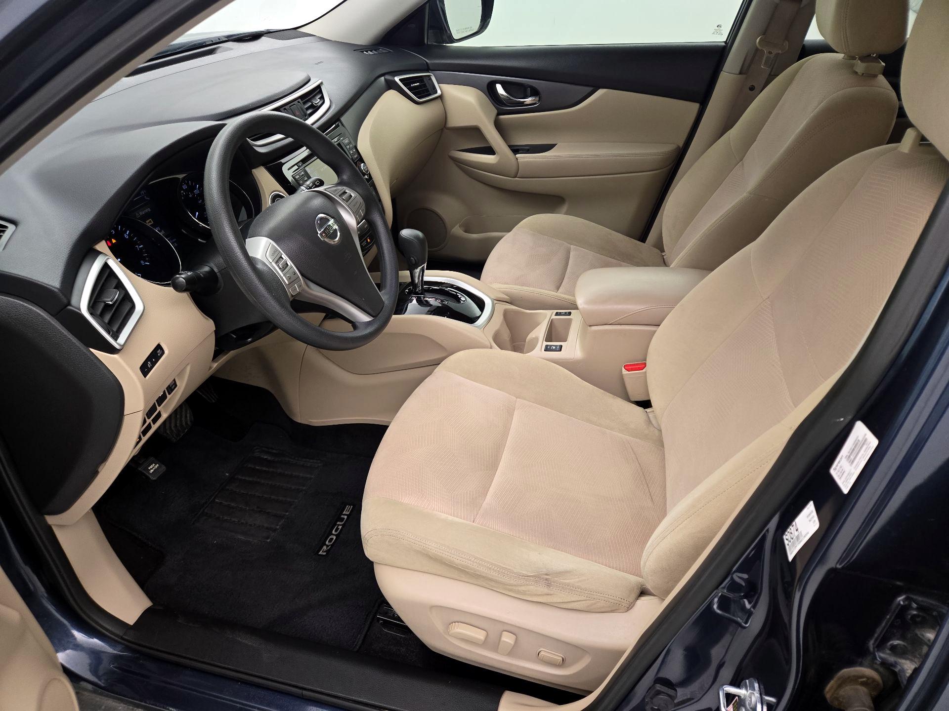 Thumbnail: 2016 Nissan Rogue - 11