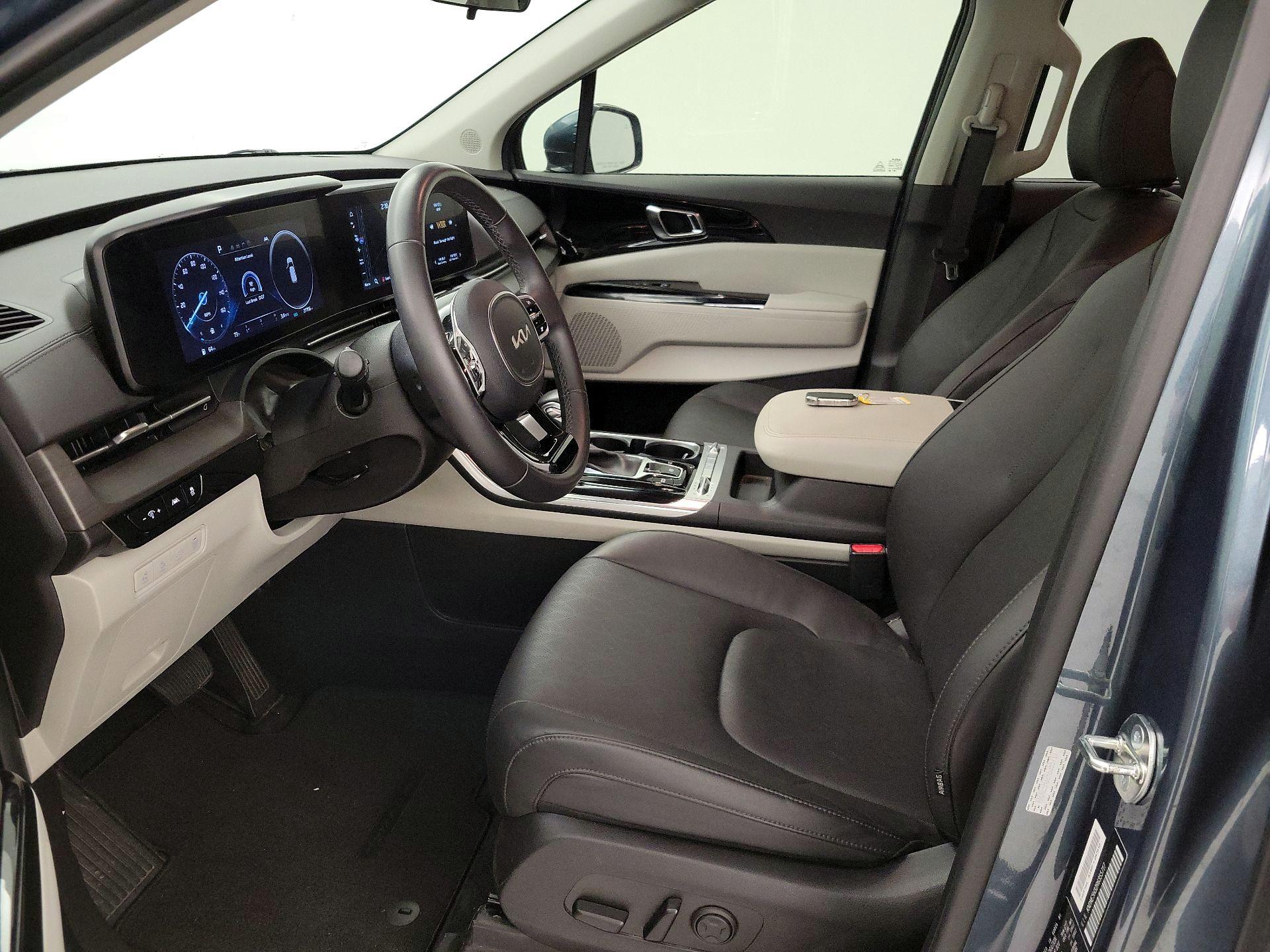 Thumbnail: 2024 Kia Carnival - 11