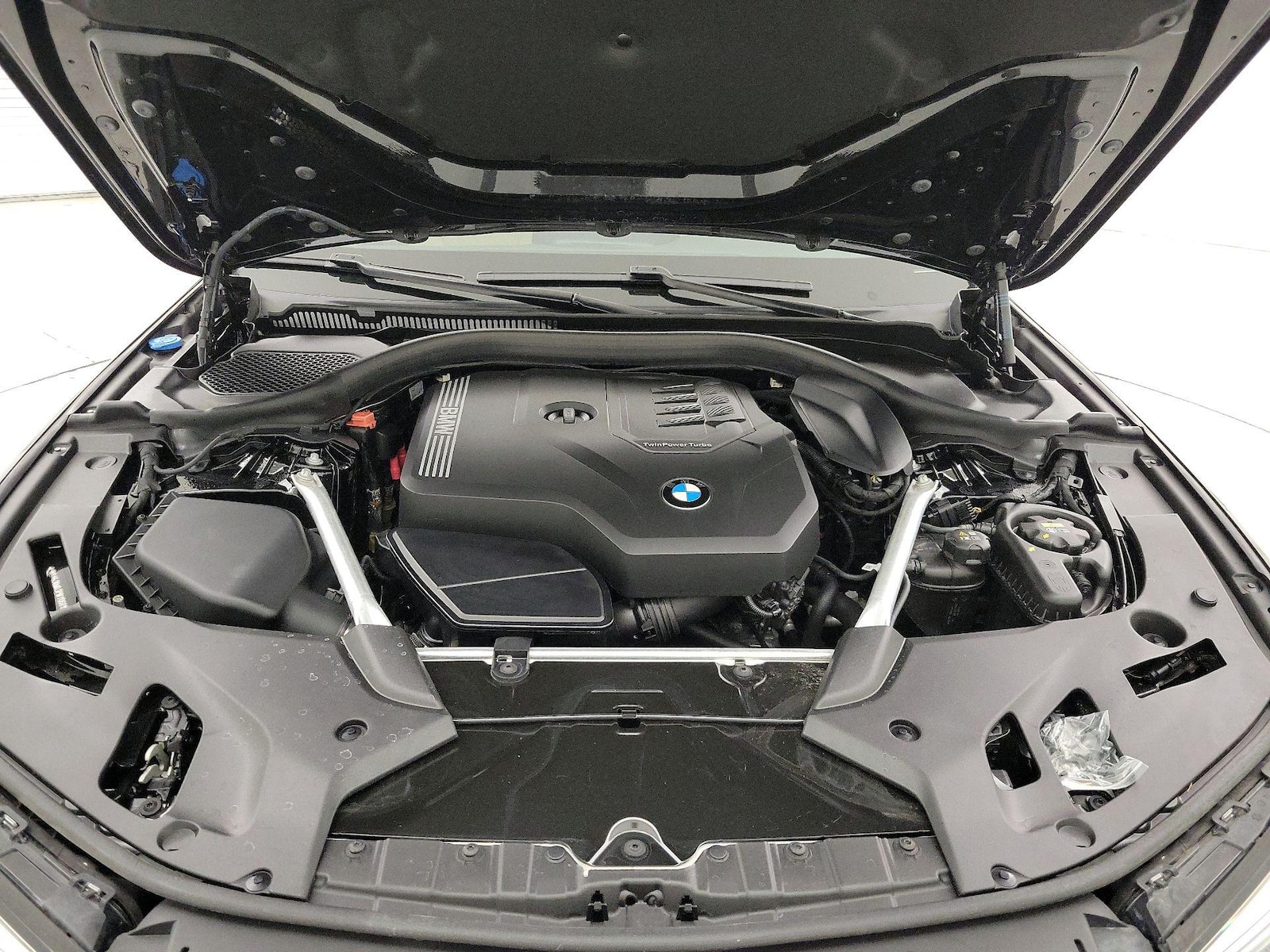 2023 BMW 5 Series 530i - Photo 23