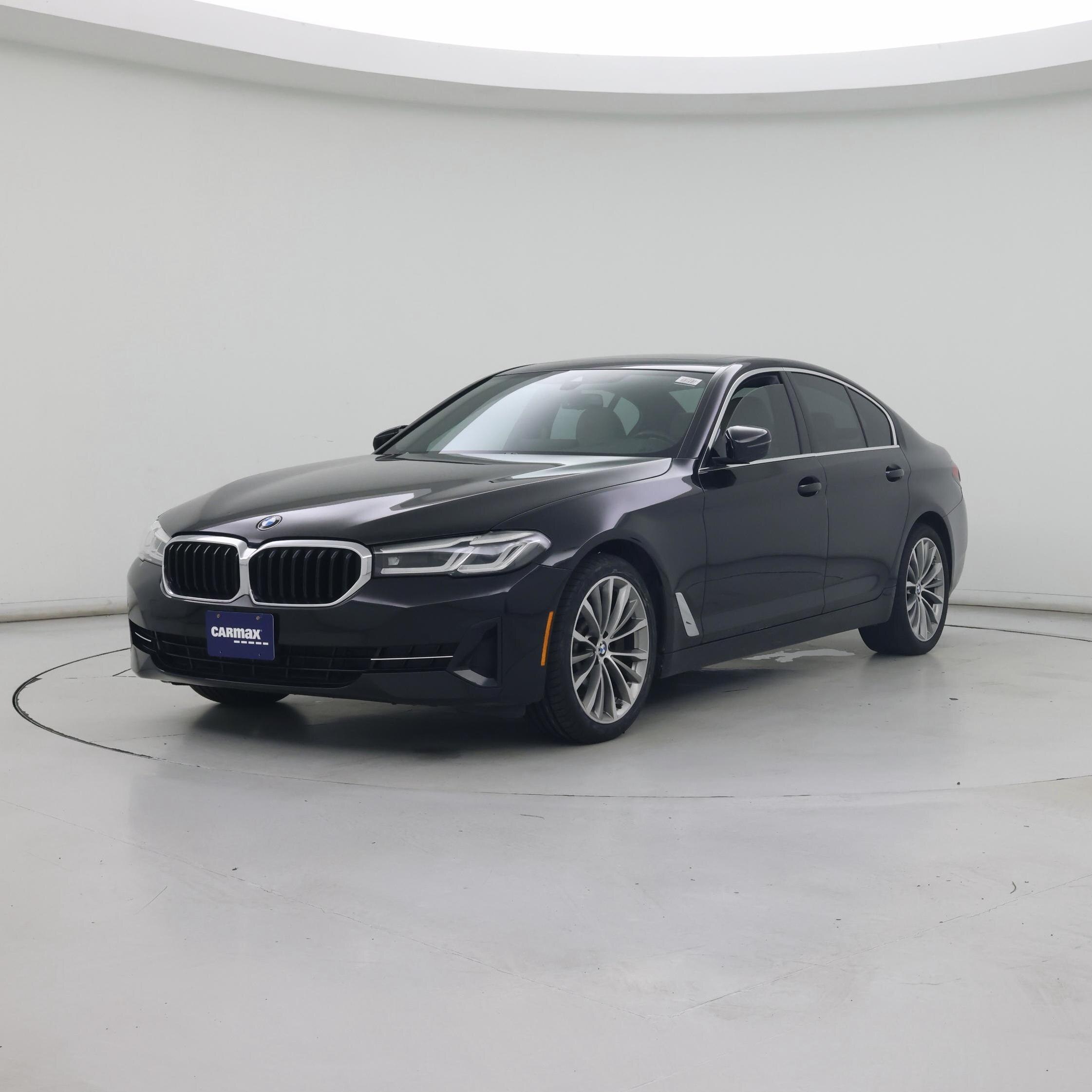Thumbnail: 2023 BMW 5 Series - 4