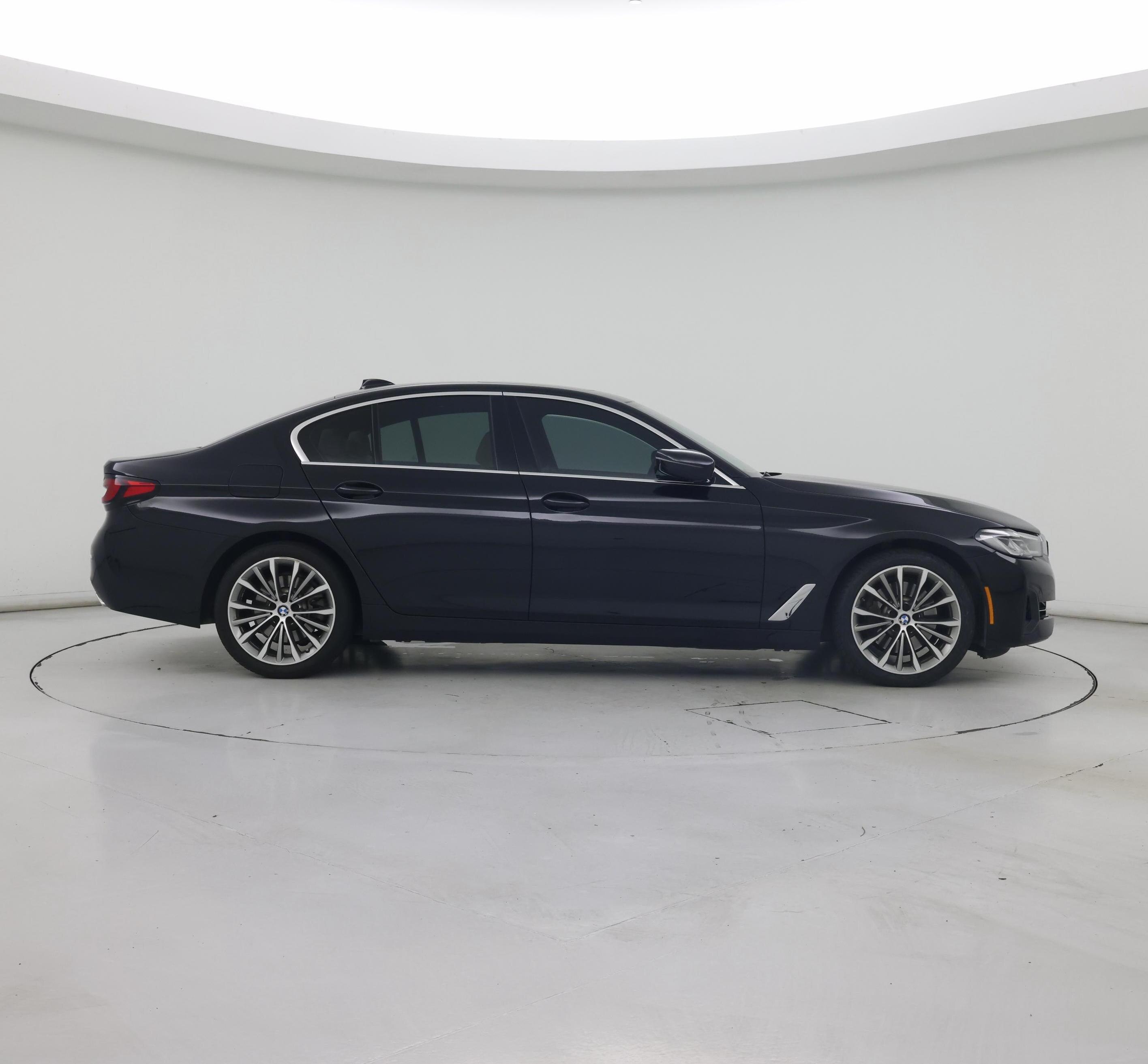 Thumbnail: 2023 BMW 5 Series - 7