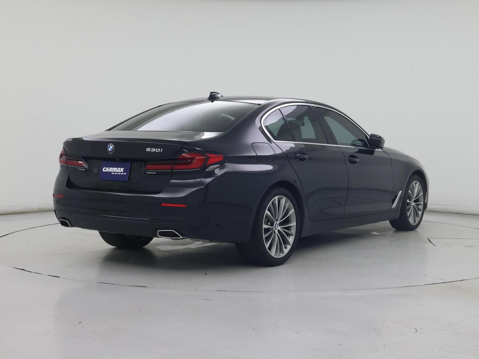 2023 BMW 5 Series 530i - Photo 9