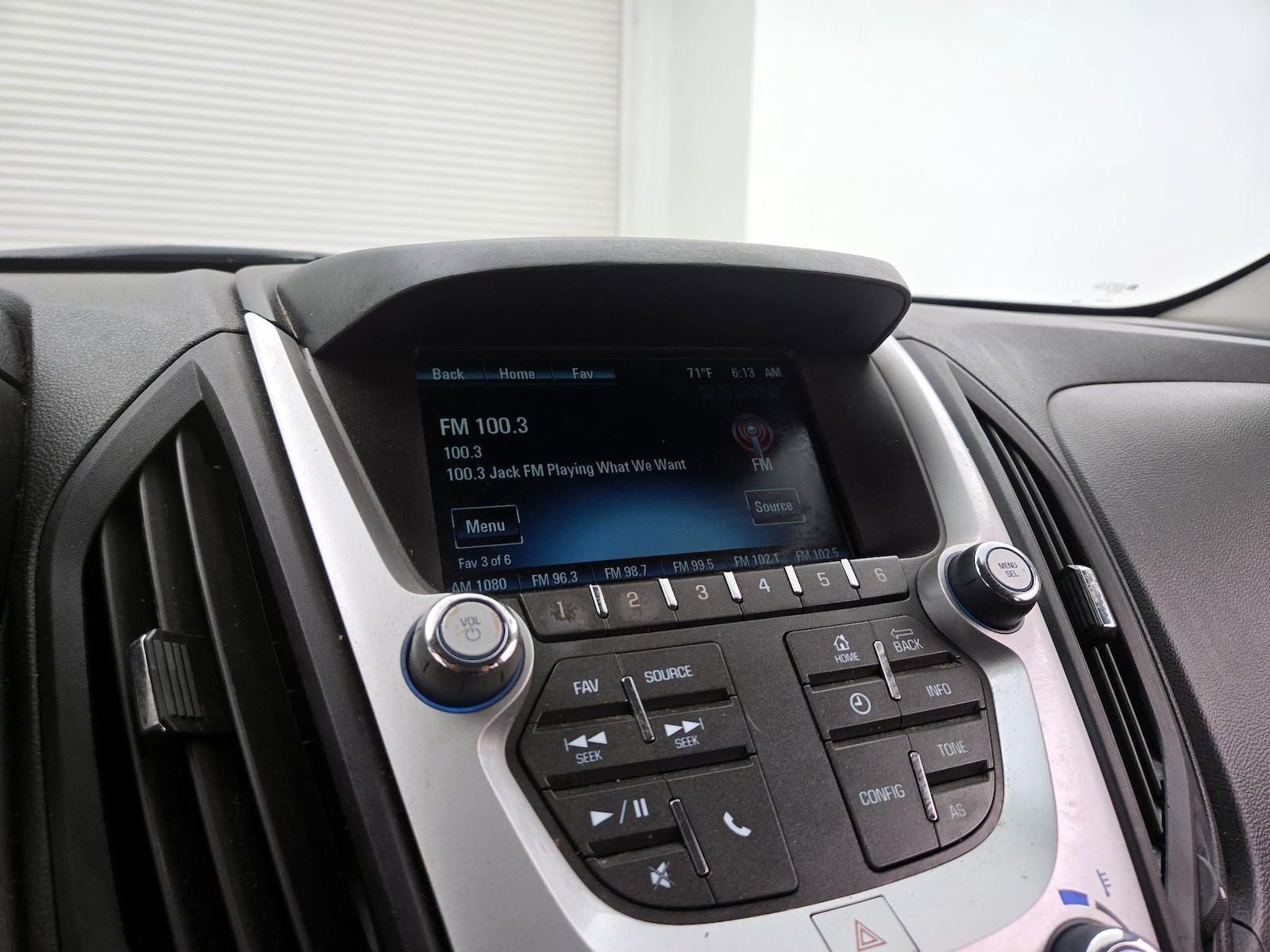 2016 Chevrolet Equinox LT - Photo 15