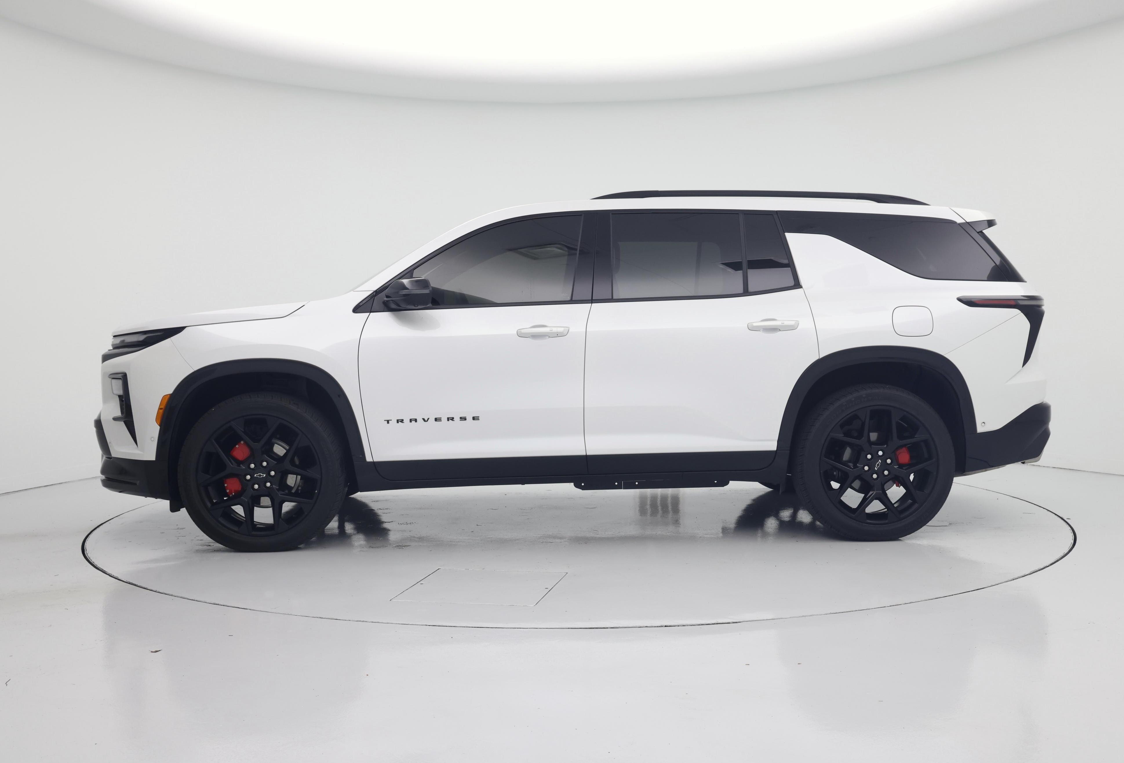 Thumbnail: 2024 Chevrolet Traverse - 3