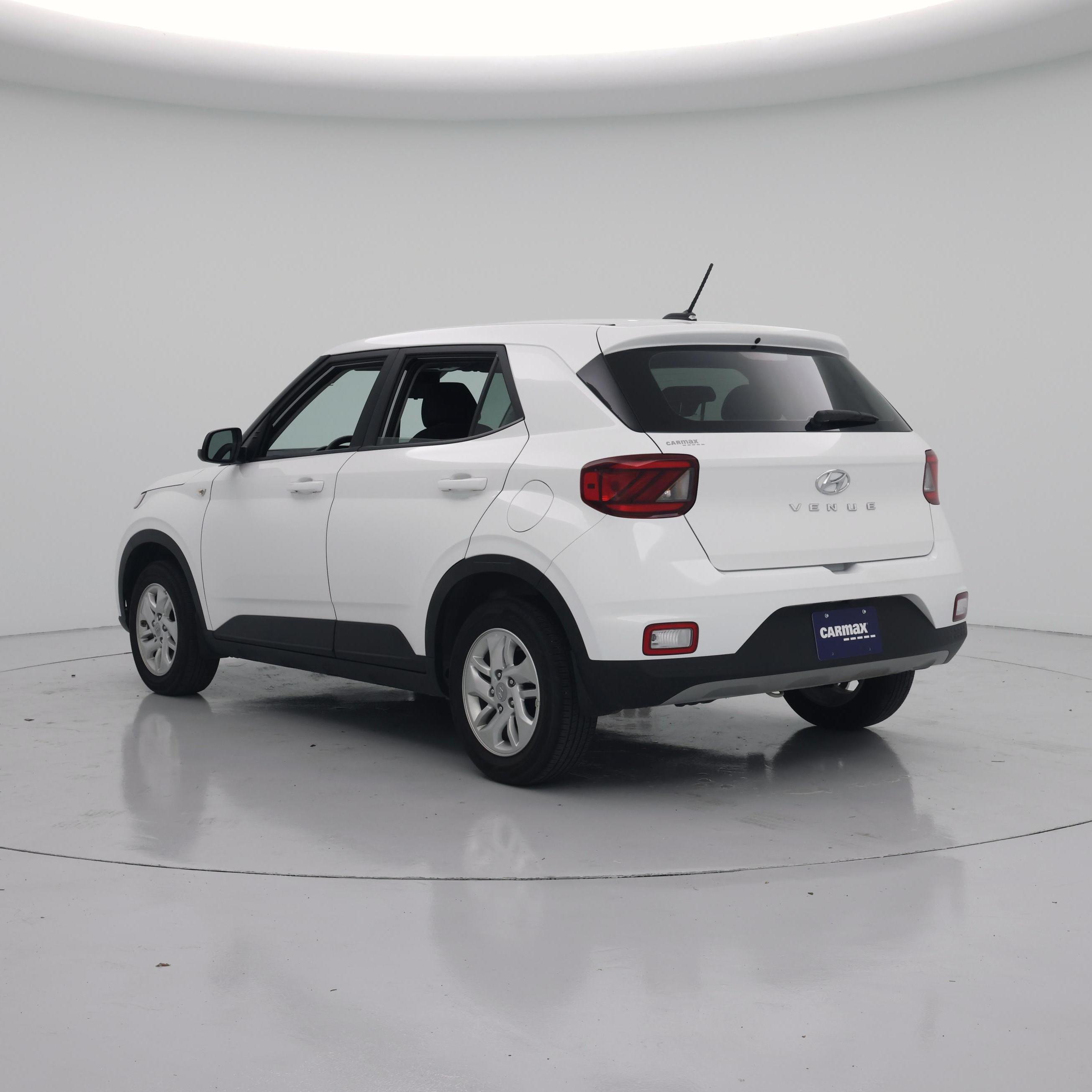 Thumbnail: 2025 Hyundai Venue - 2