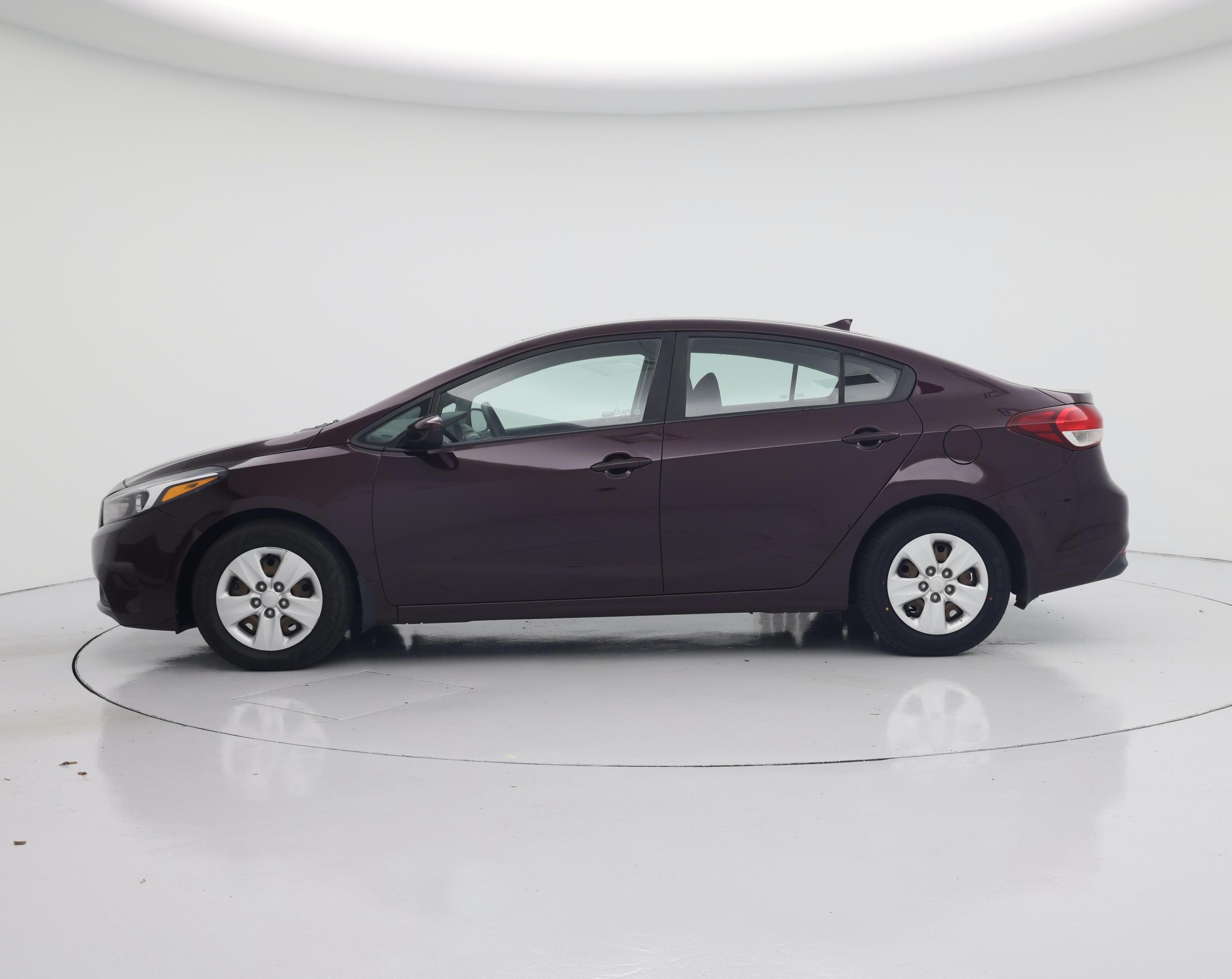 Thumbnail: 2018 Kia Forte - 3