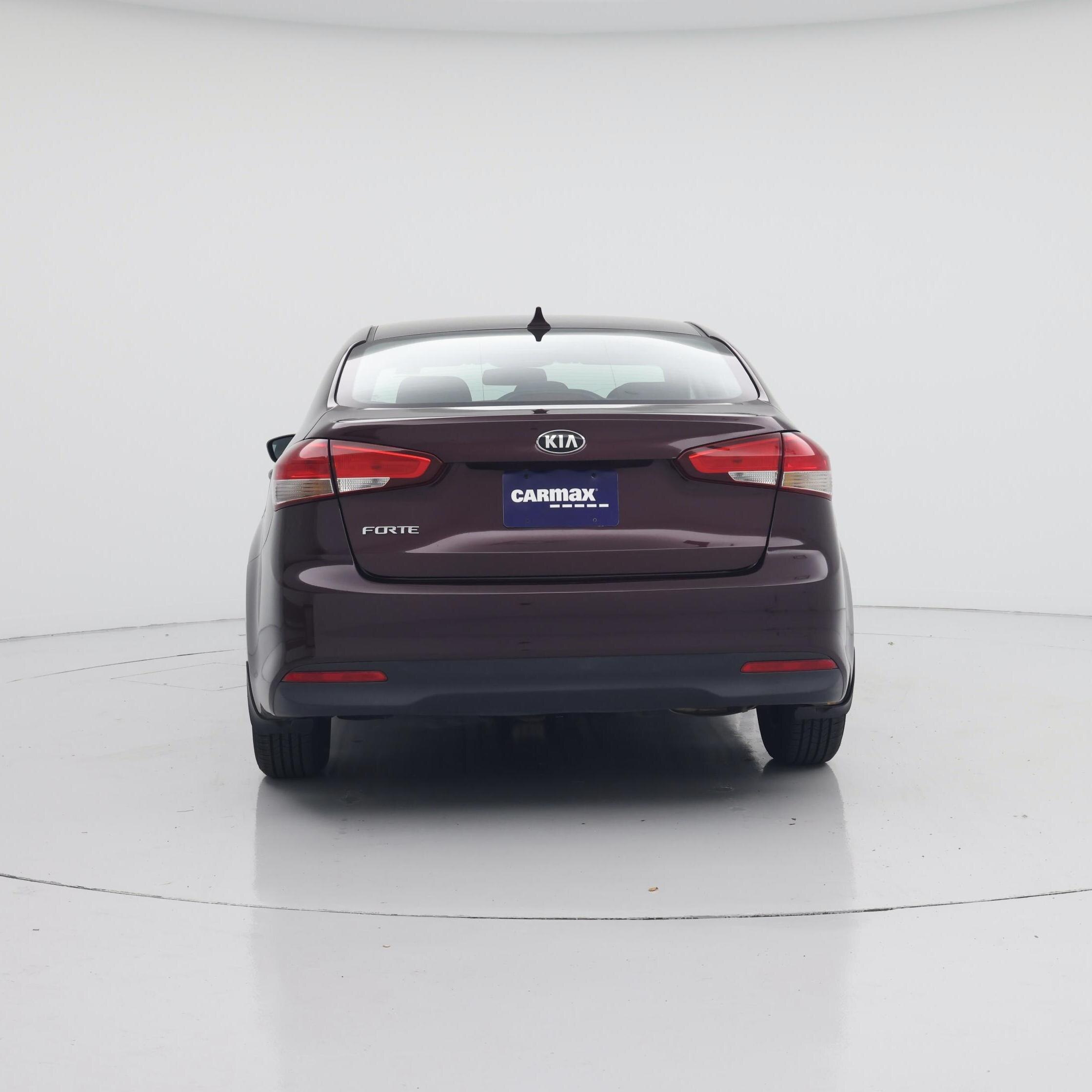Thumbnail: 2018 Kia Forte - 6
