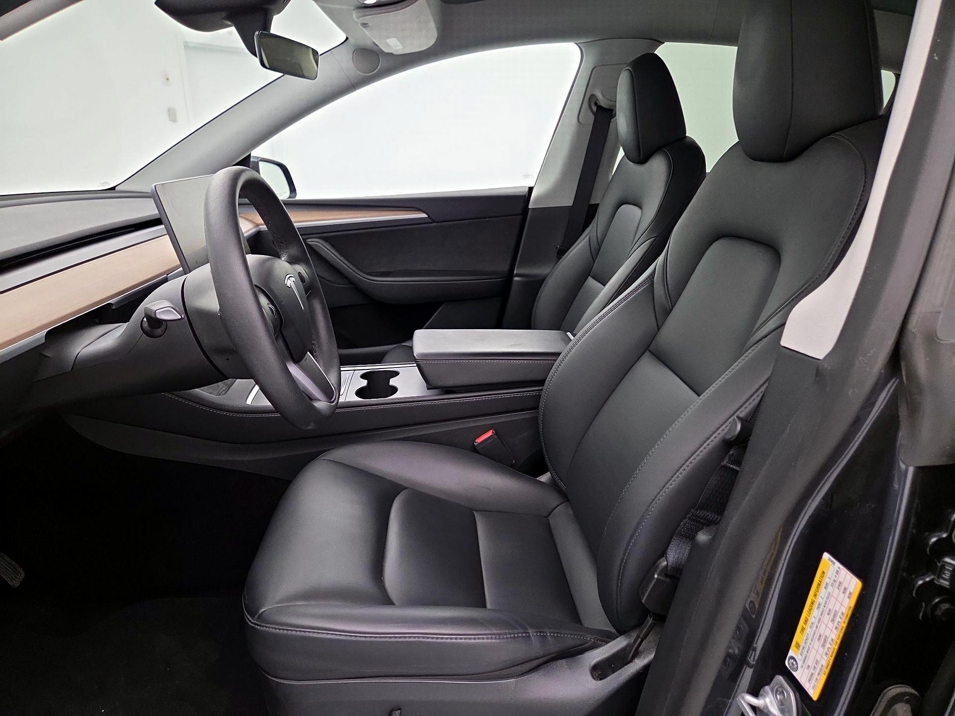 Thumbnail: 2025 Tesla Model Y - 11