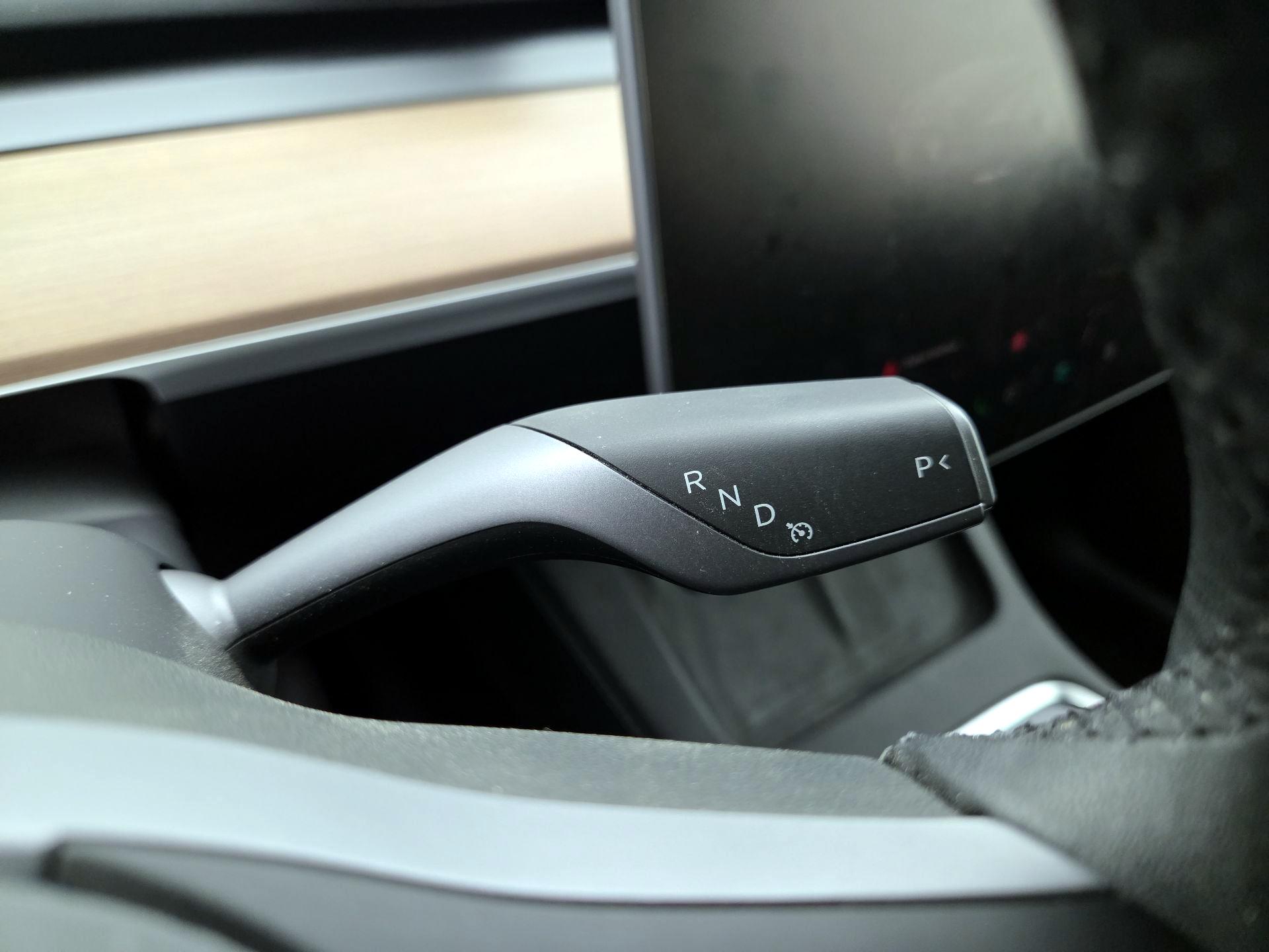 Thumbnail: 2025 Tesla Model Y - 17