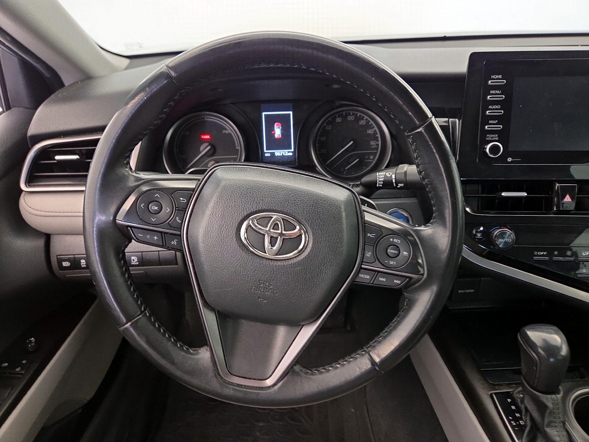 Thumbnail: 2022 Toyota Camry - 10