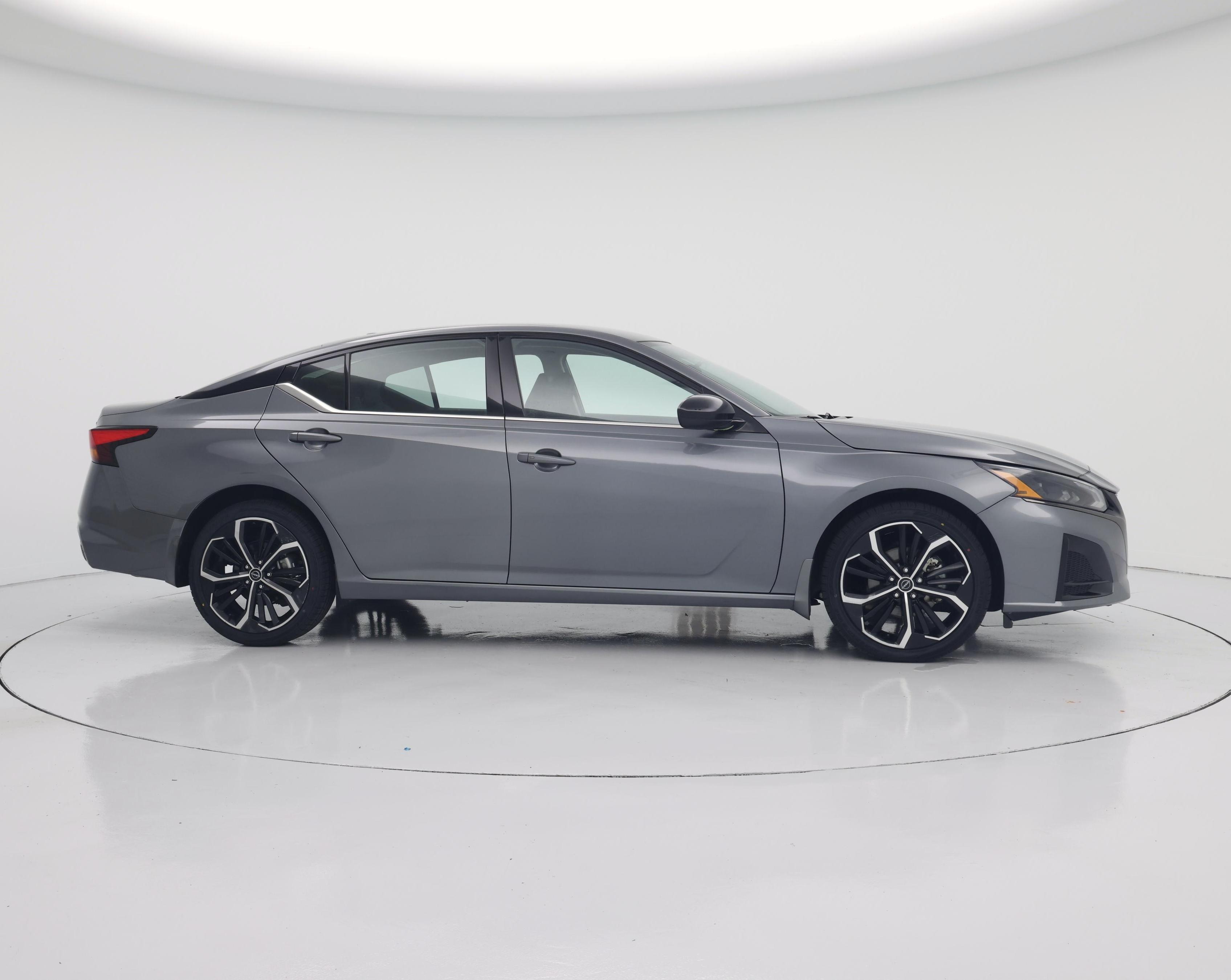 Thumbnail: 2023 Nissan Altima - 7