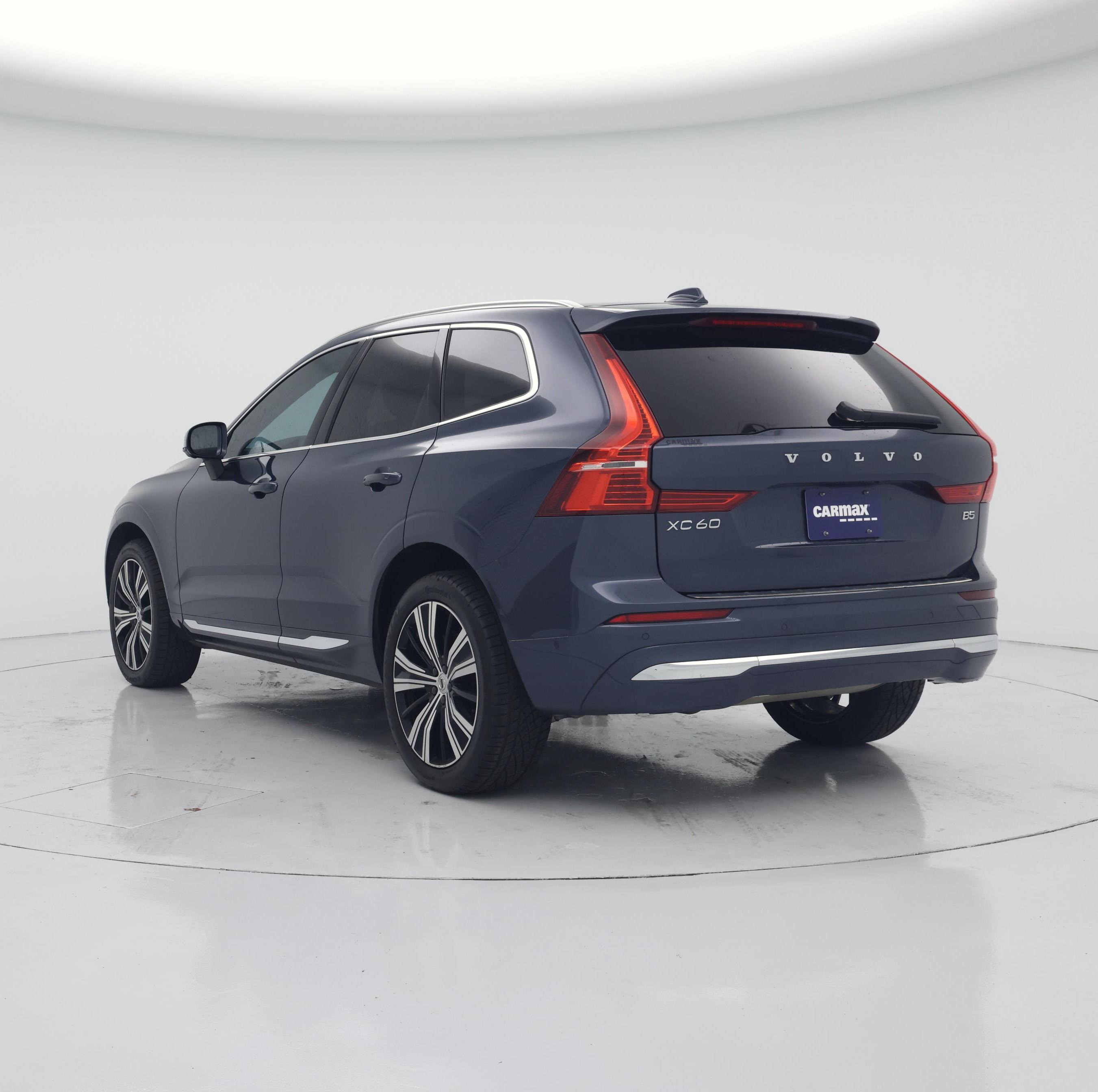 Thumbnail: 2022 Volvo XC60 - 2
