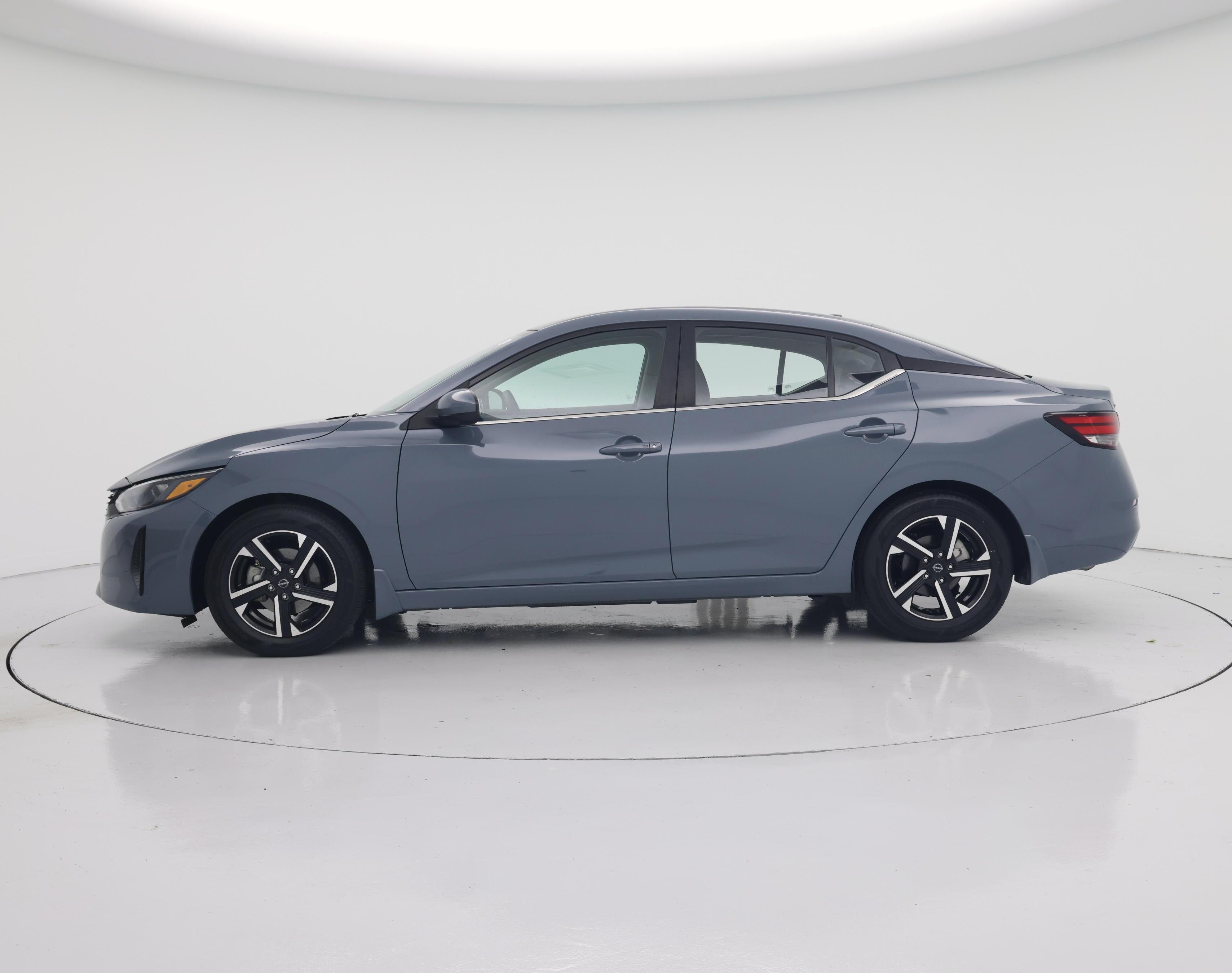 Thumbnail: 2024 Nissan Sentra - 3