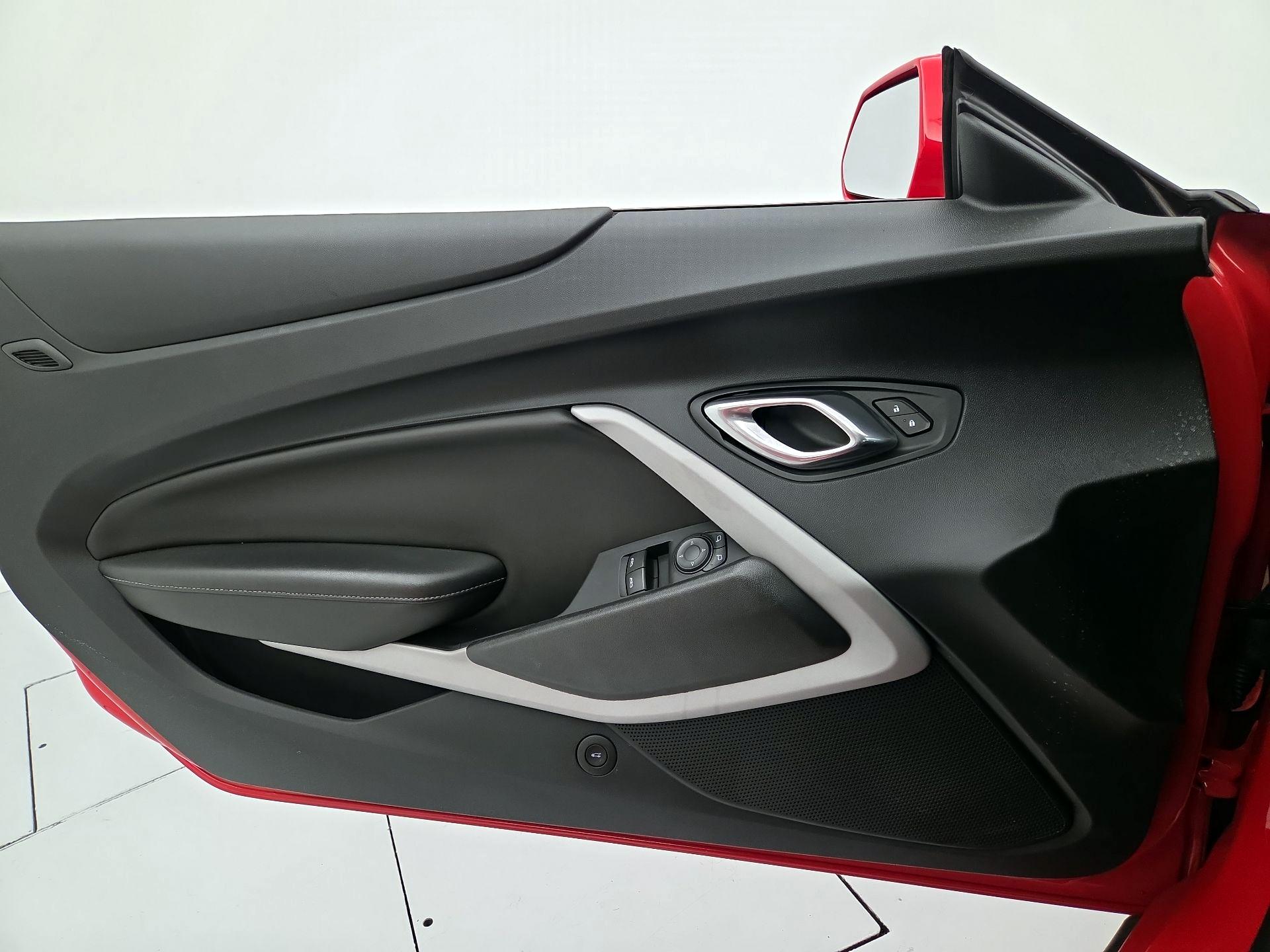 Thumbnail: 2020 Chevrolet Camaro - 12
