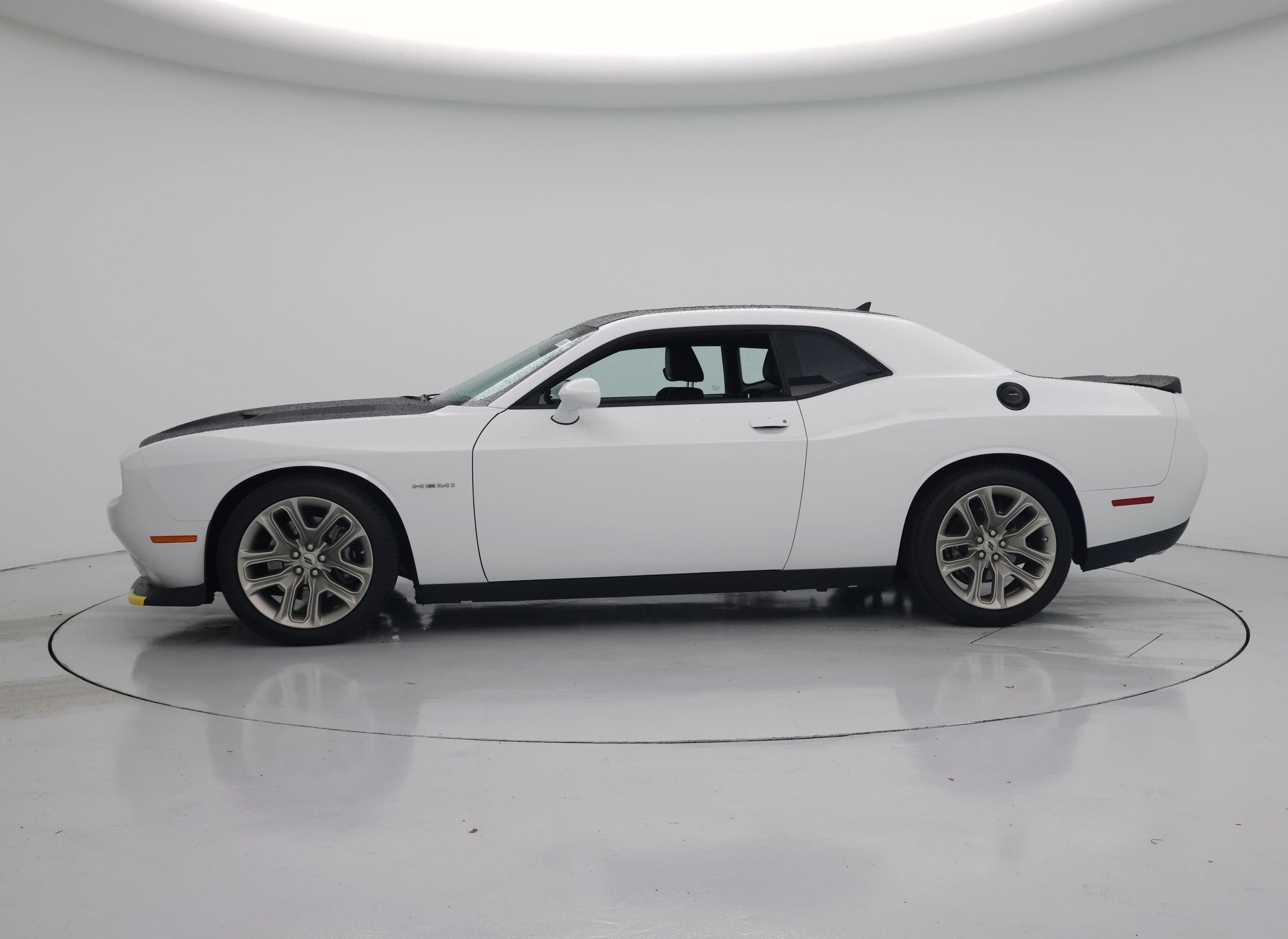 Thumbnail: 2020 Dodge Challenger - 3