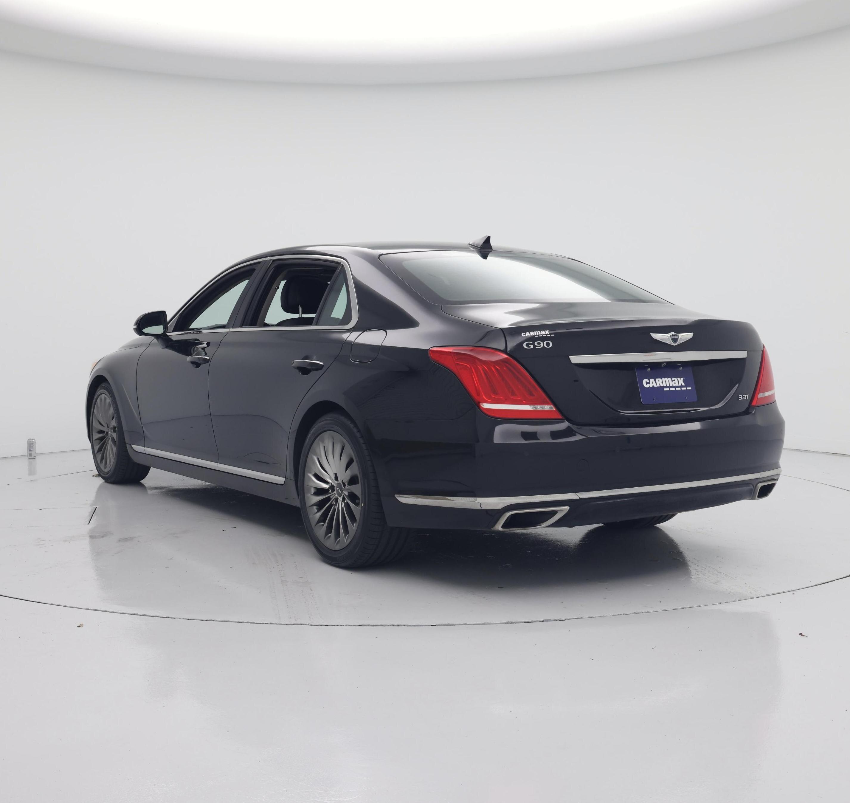 Thumbnail: 2017 Genesis G90 - 2