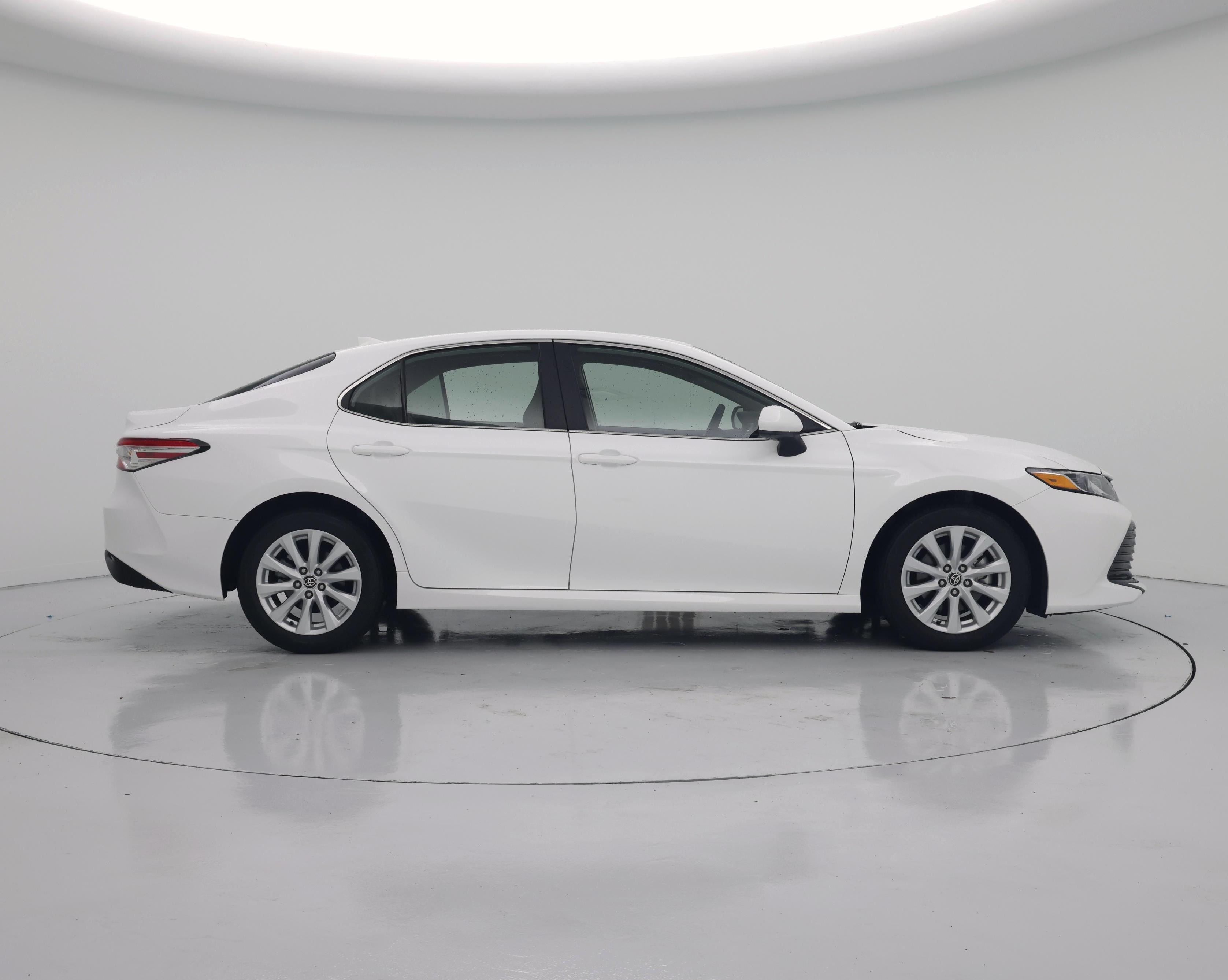 Thumbnail: 2020 Toyota Camry - 7
