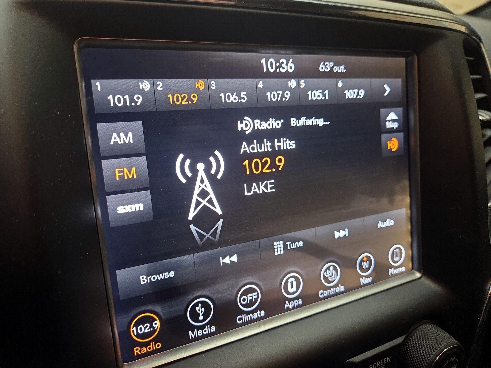 2018 Jeep Grand Cherokee Altitude - Photo 17
